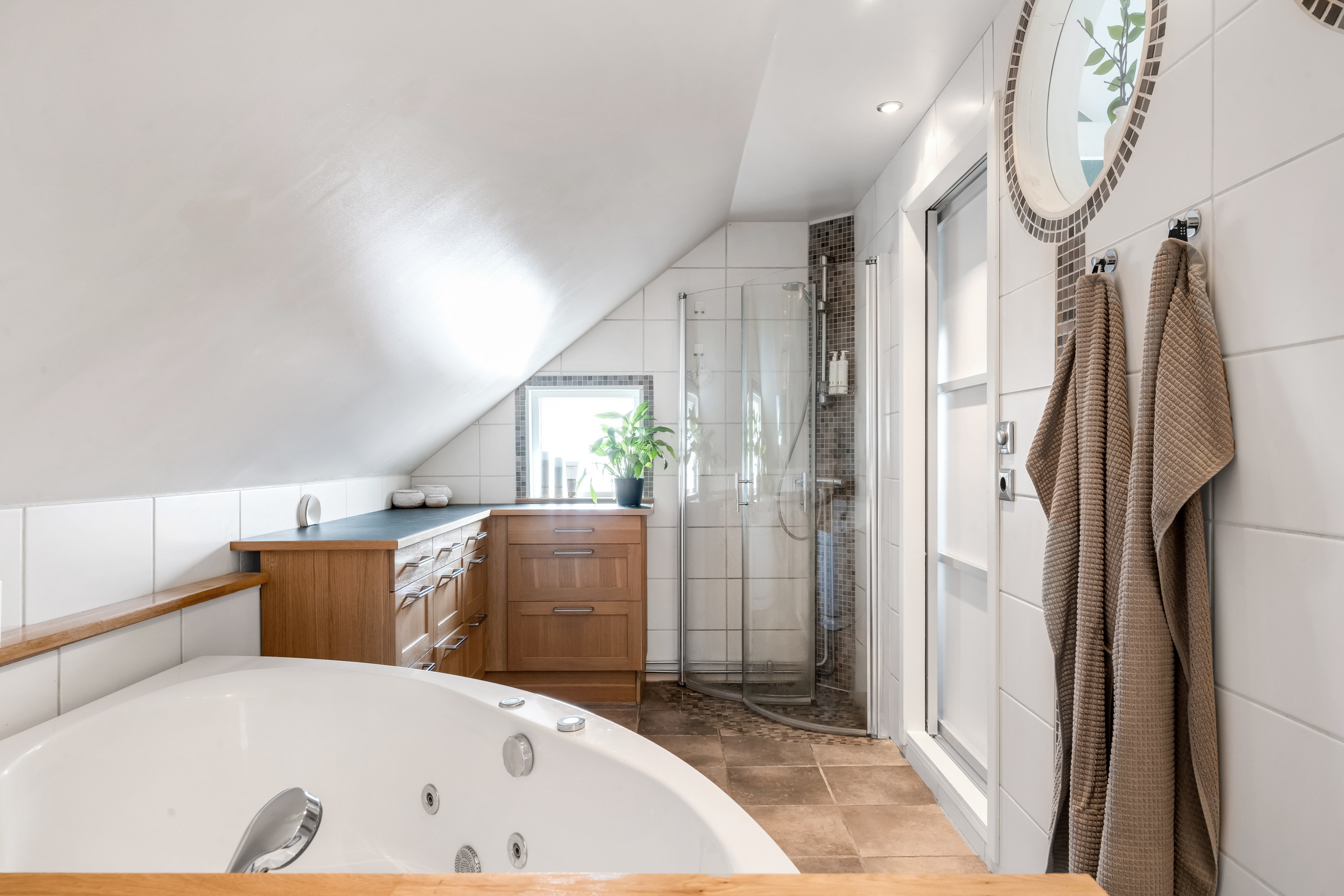 Bostadsbild från Dalby-Tuna Skogshyddan 12, Kommande i Hammarskog, Uppsala