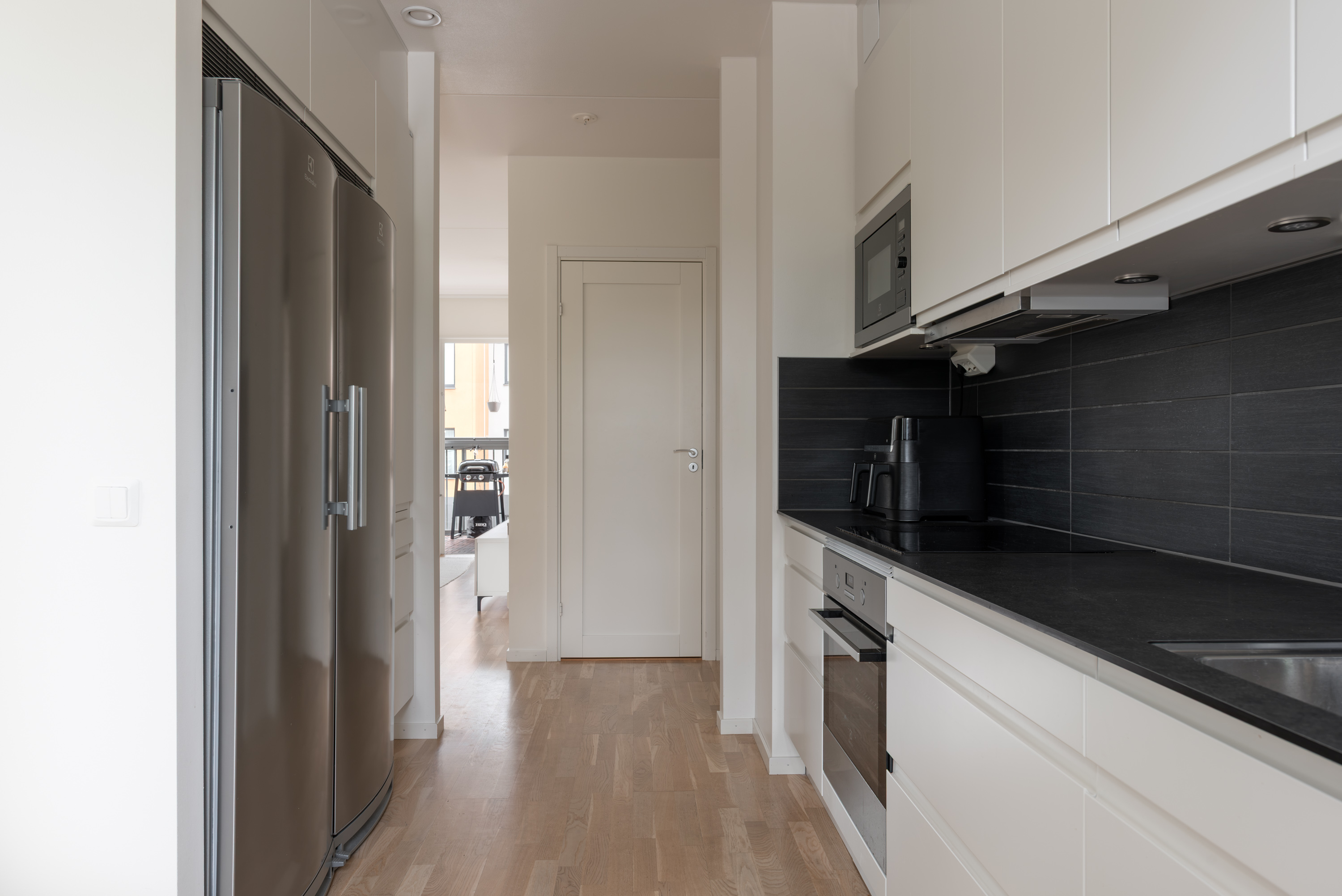 Bostadsbild från Djuphamnsvägen 12B, Till salu i Stohagen, Västerås