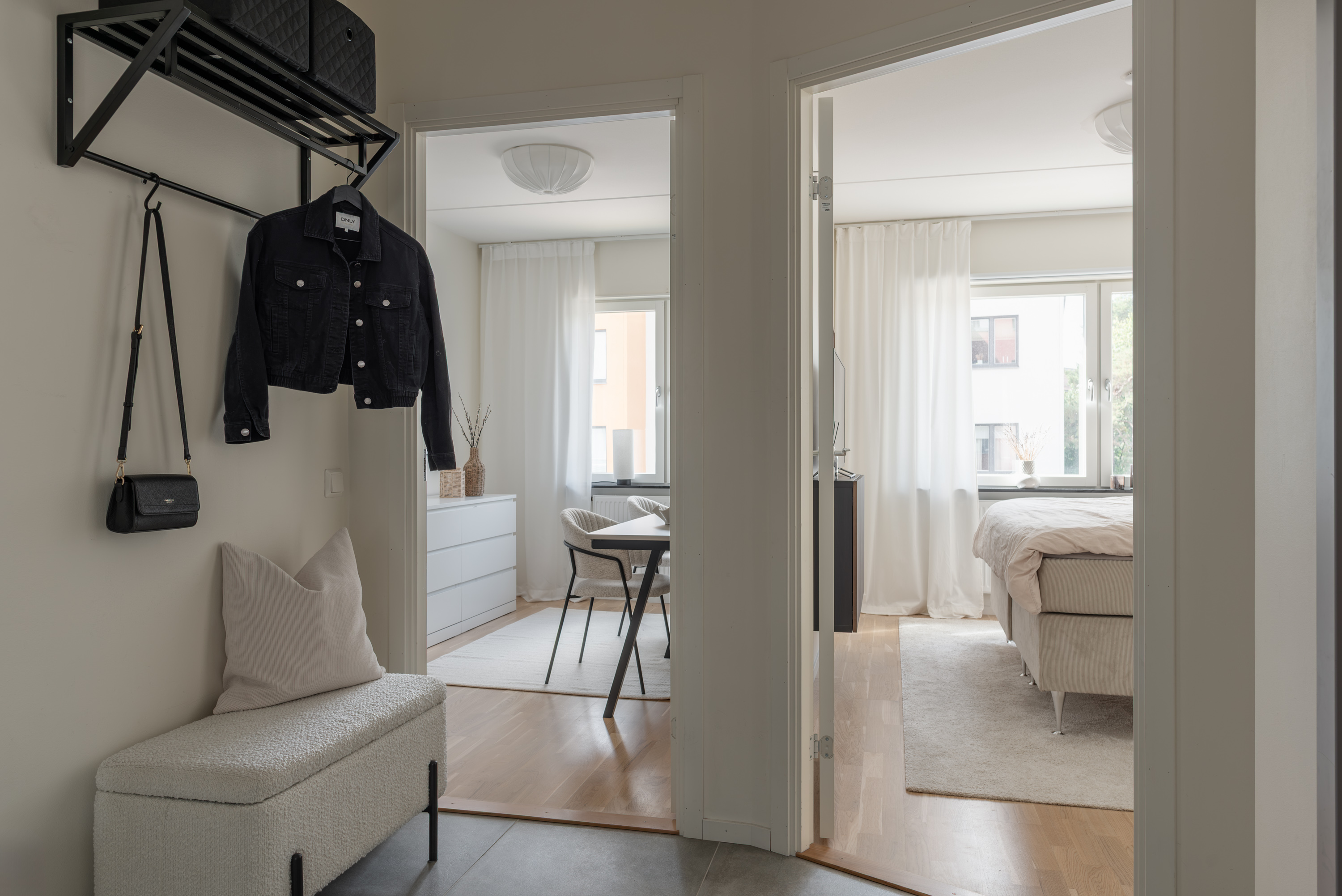 Bostadsbild från Djuphamnsvägen 12B, Till salu i Stohagen, Västerås