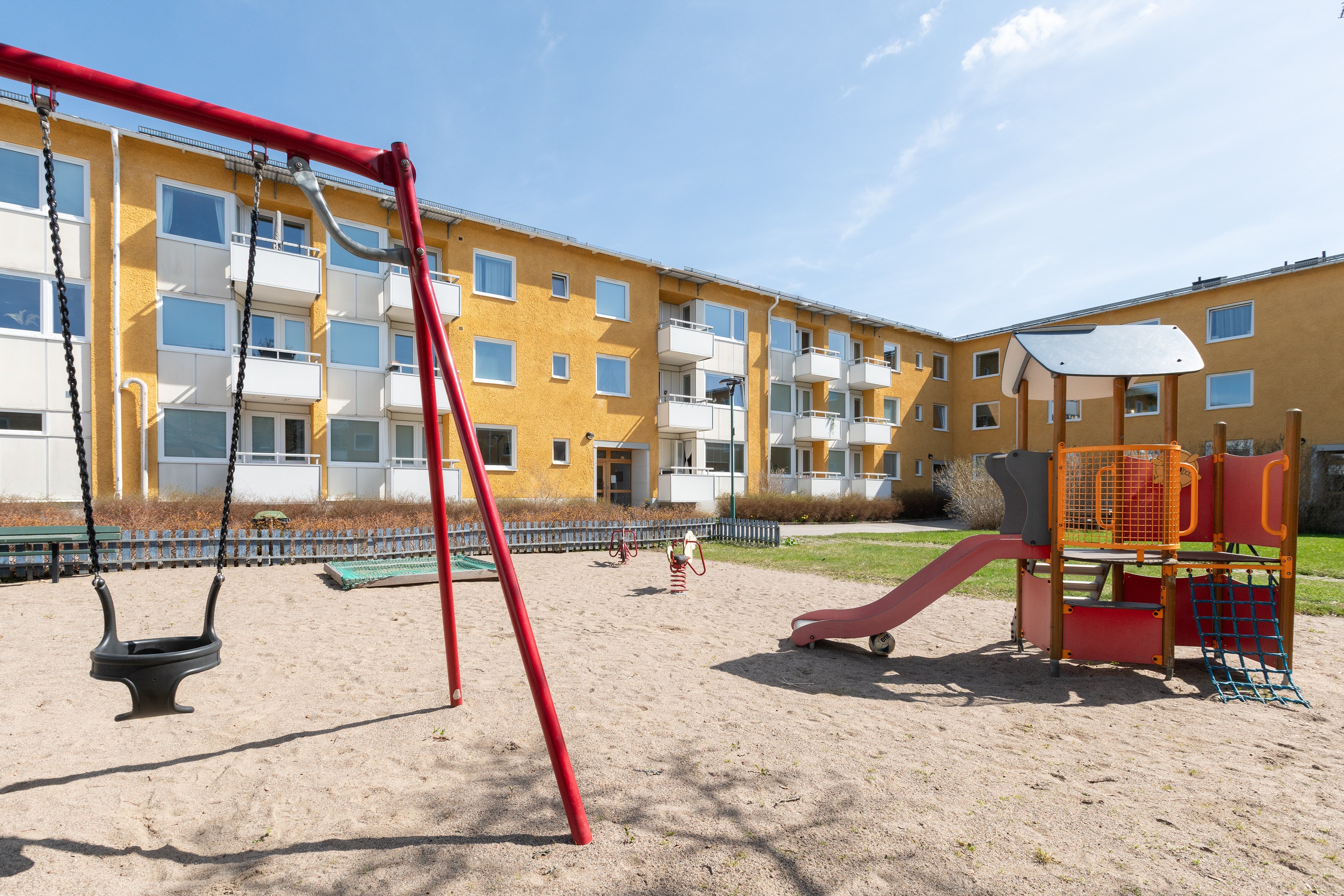 Bostadsbild från Tullingebergsvägen 12D, Kommande i G:a Tullingeberg, Botkyrka