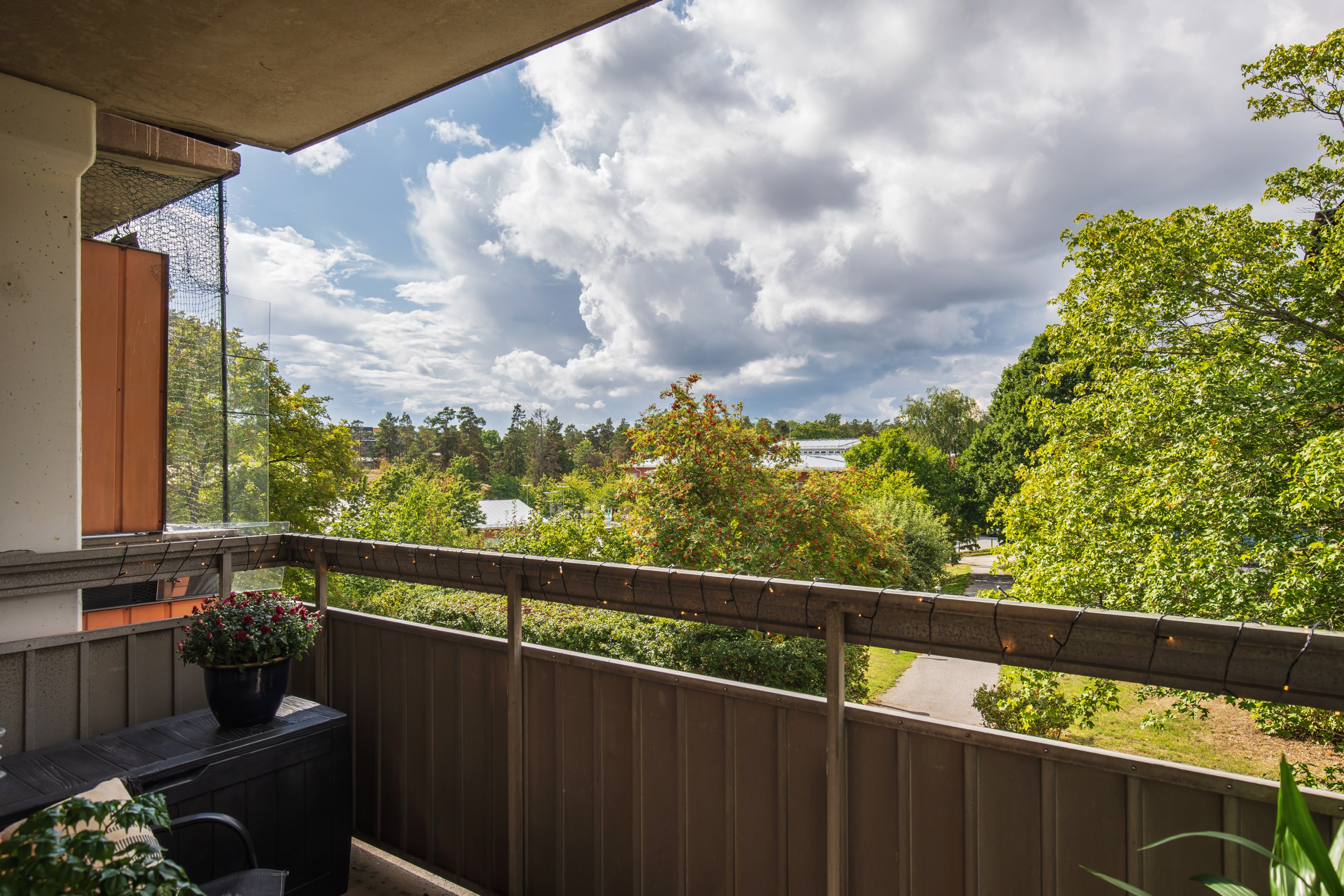 Bostadsbild från Ornövägen 16, Kommande i Västra Orminge, Nacka