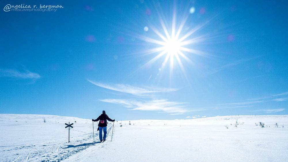   Sol & gnistrande snö