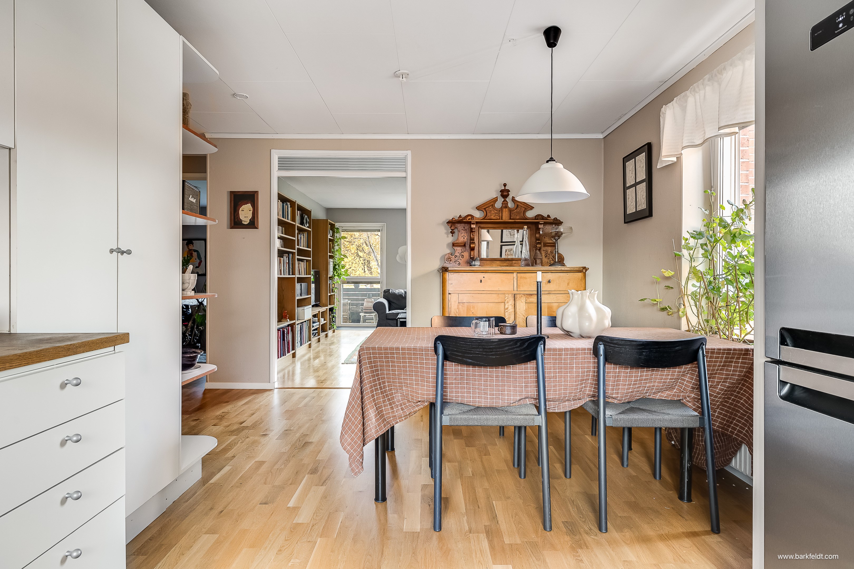 Bostadsbild från Lings väg 43, Till salu i , Uppsala