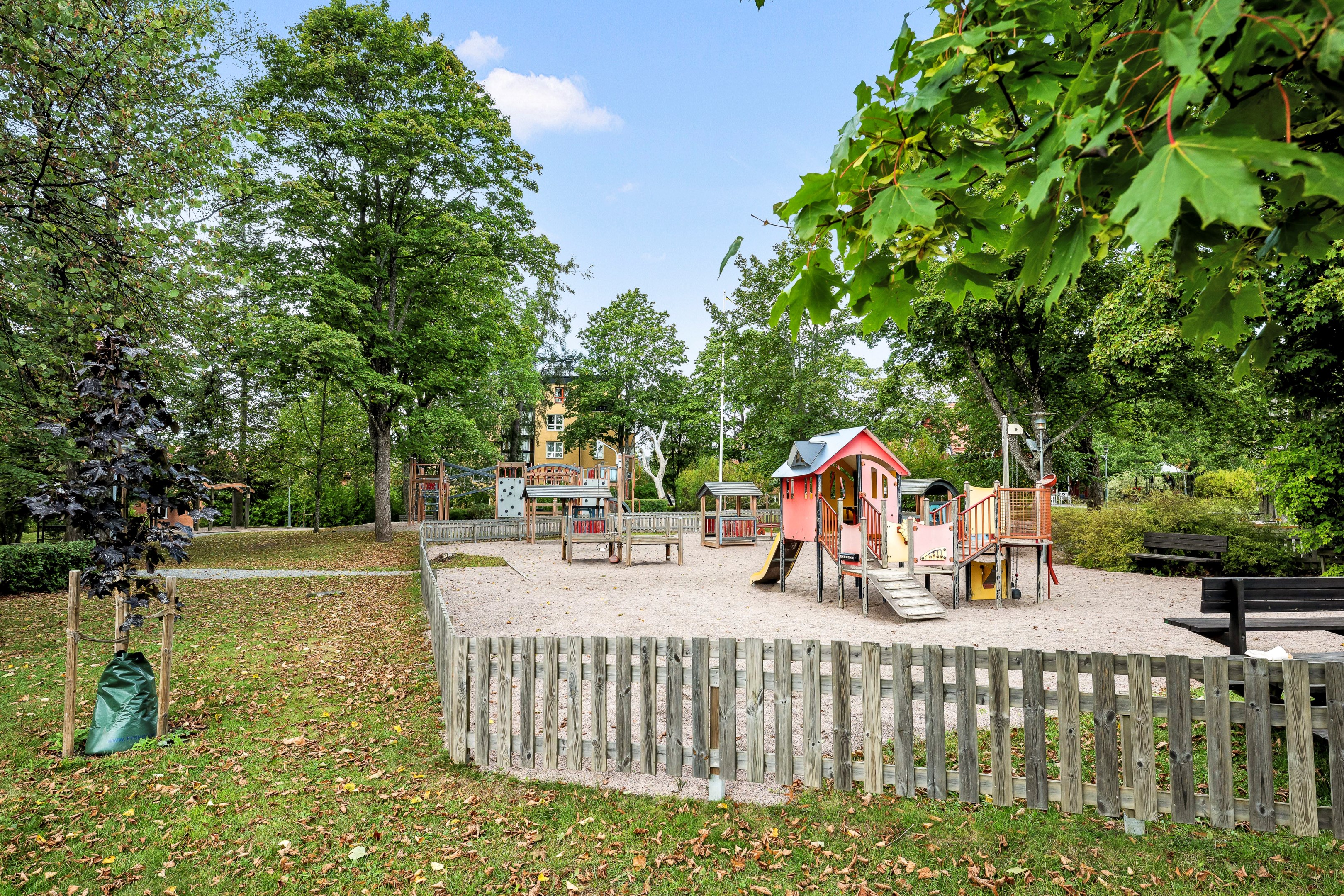 Bostadsbild från Lings väg 43, Till salu i , Uppsala