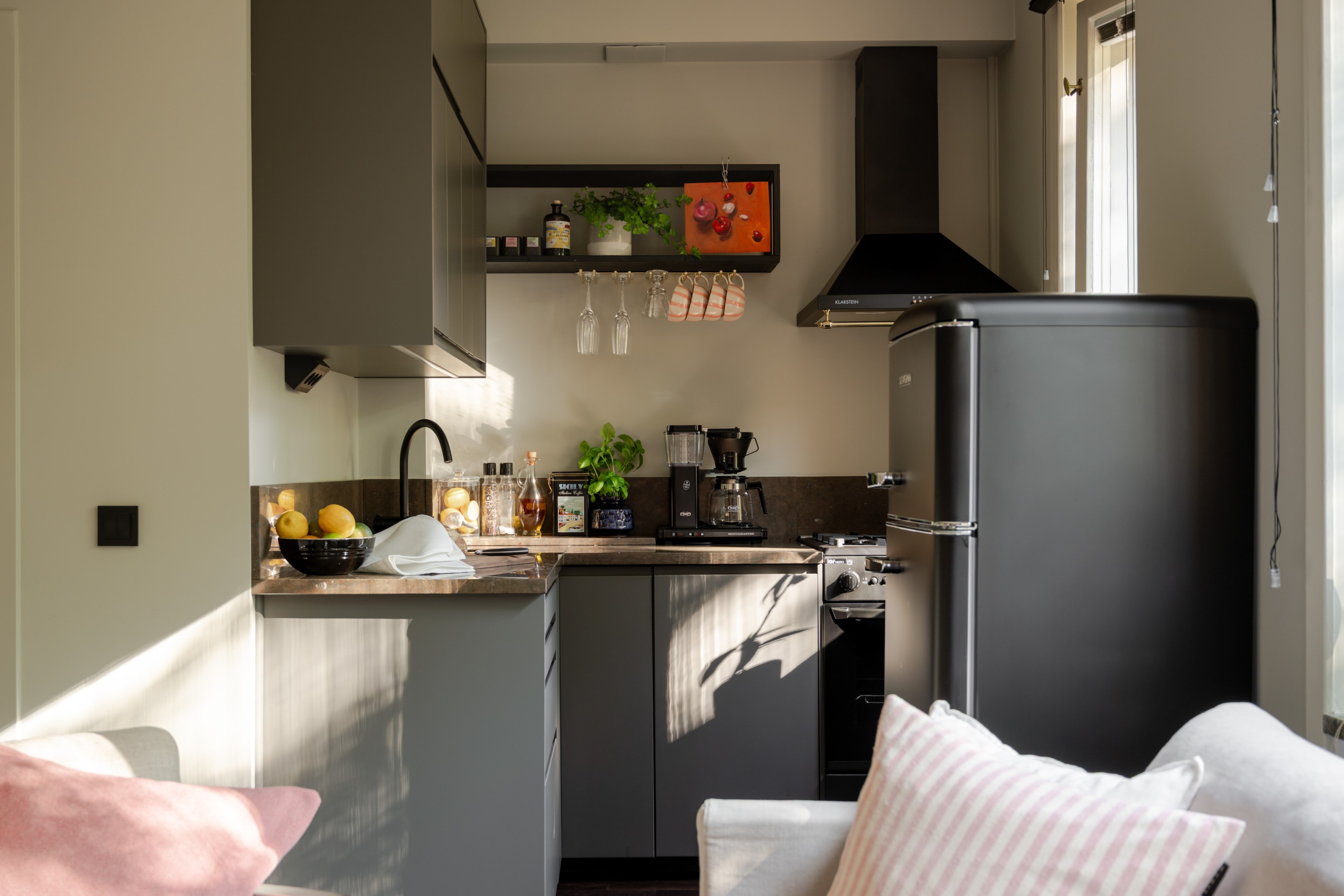 Bostadsbild från Essinge Brogata 19, Till salu i Lilla Essingen, Stockholm