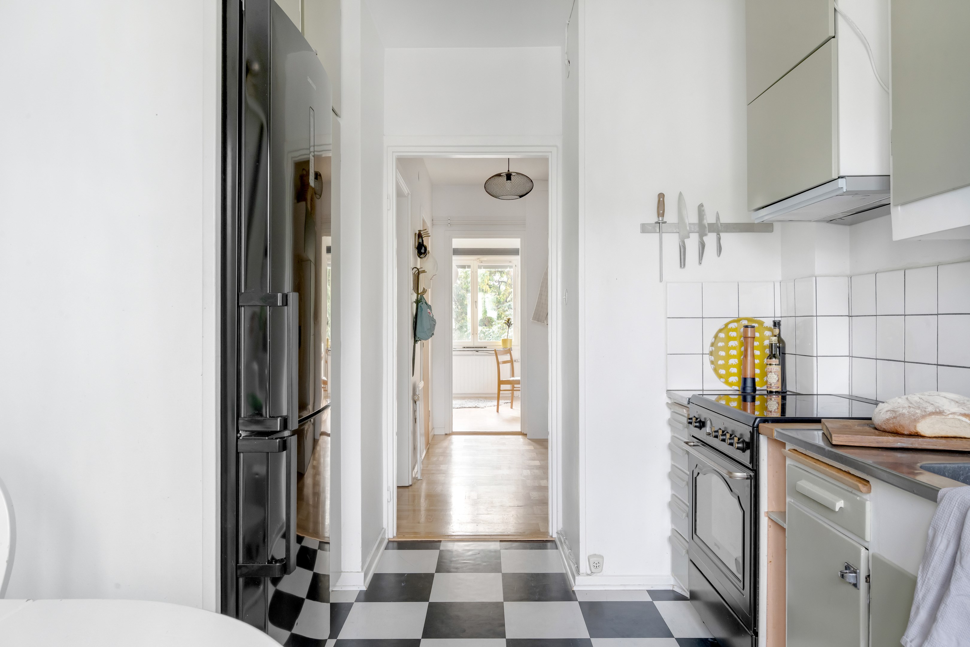 Bostadsbild från Hällbygatan 38B, Till salu i Luthagen, Uppsala