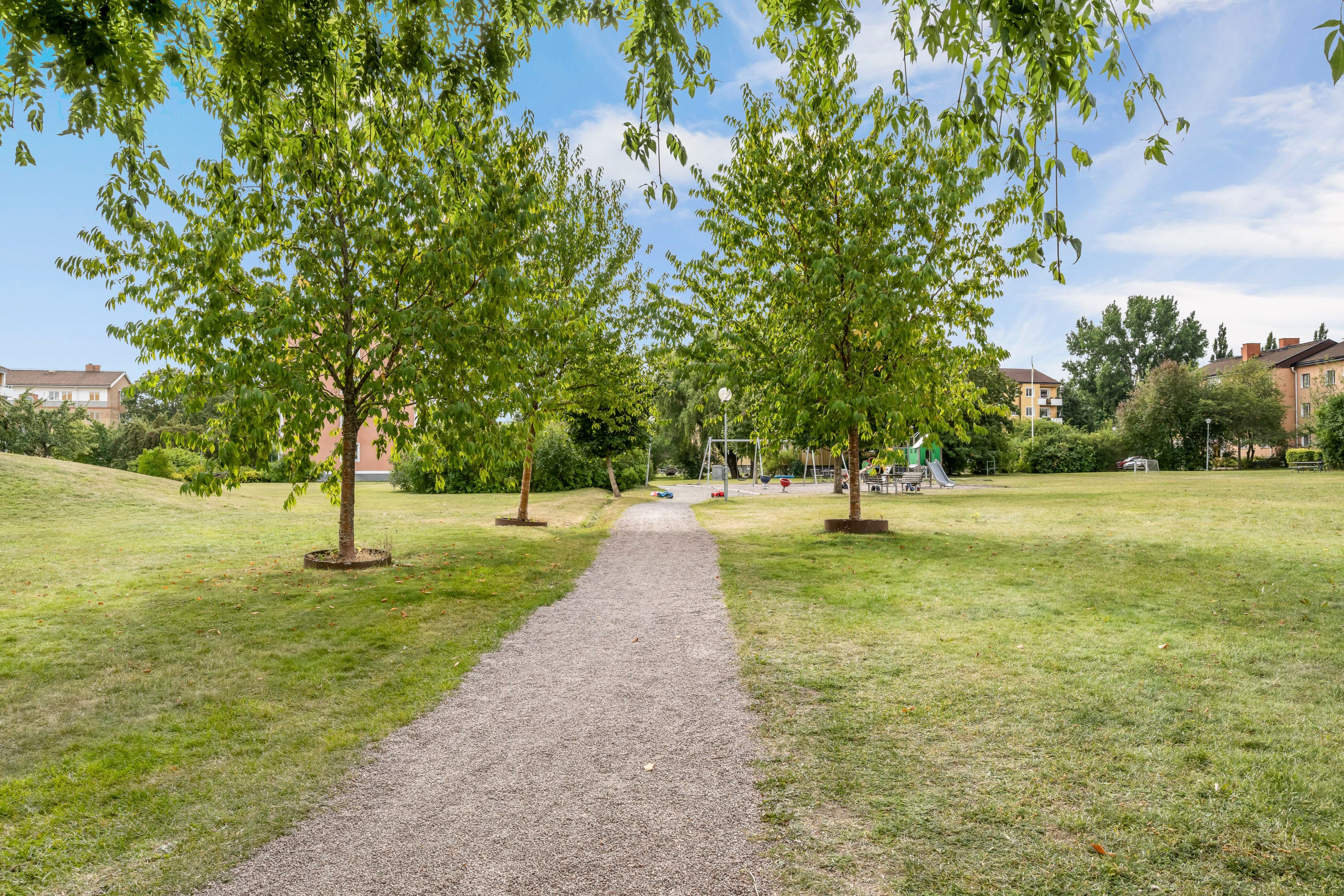 Bostadsbild från Hällbygatan 38B, Till salu i Luthagen, Uppsala