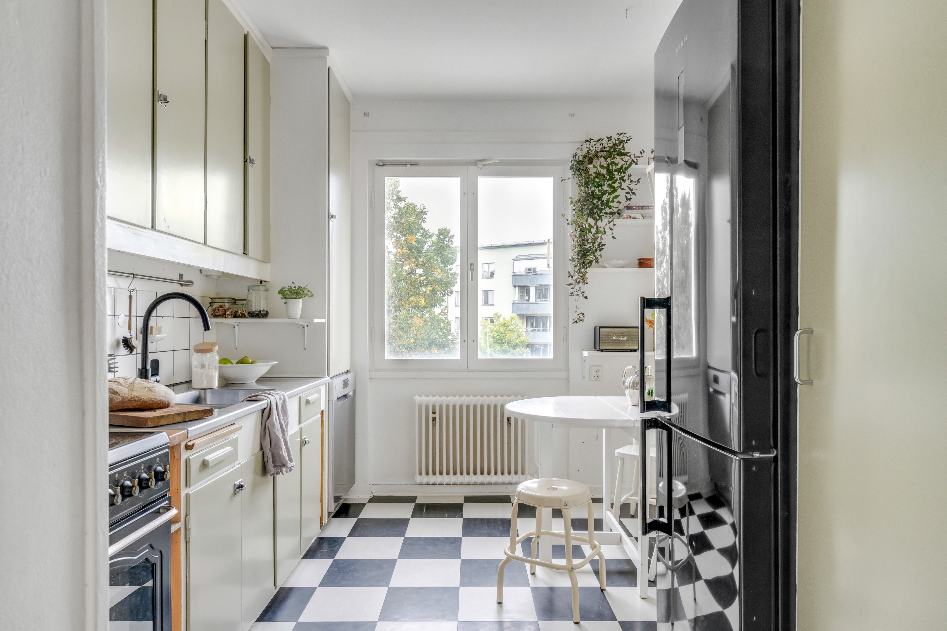 Bostadsbild från Hällbygatan 38B, Till salu i Luthagen, Uppsala