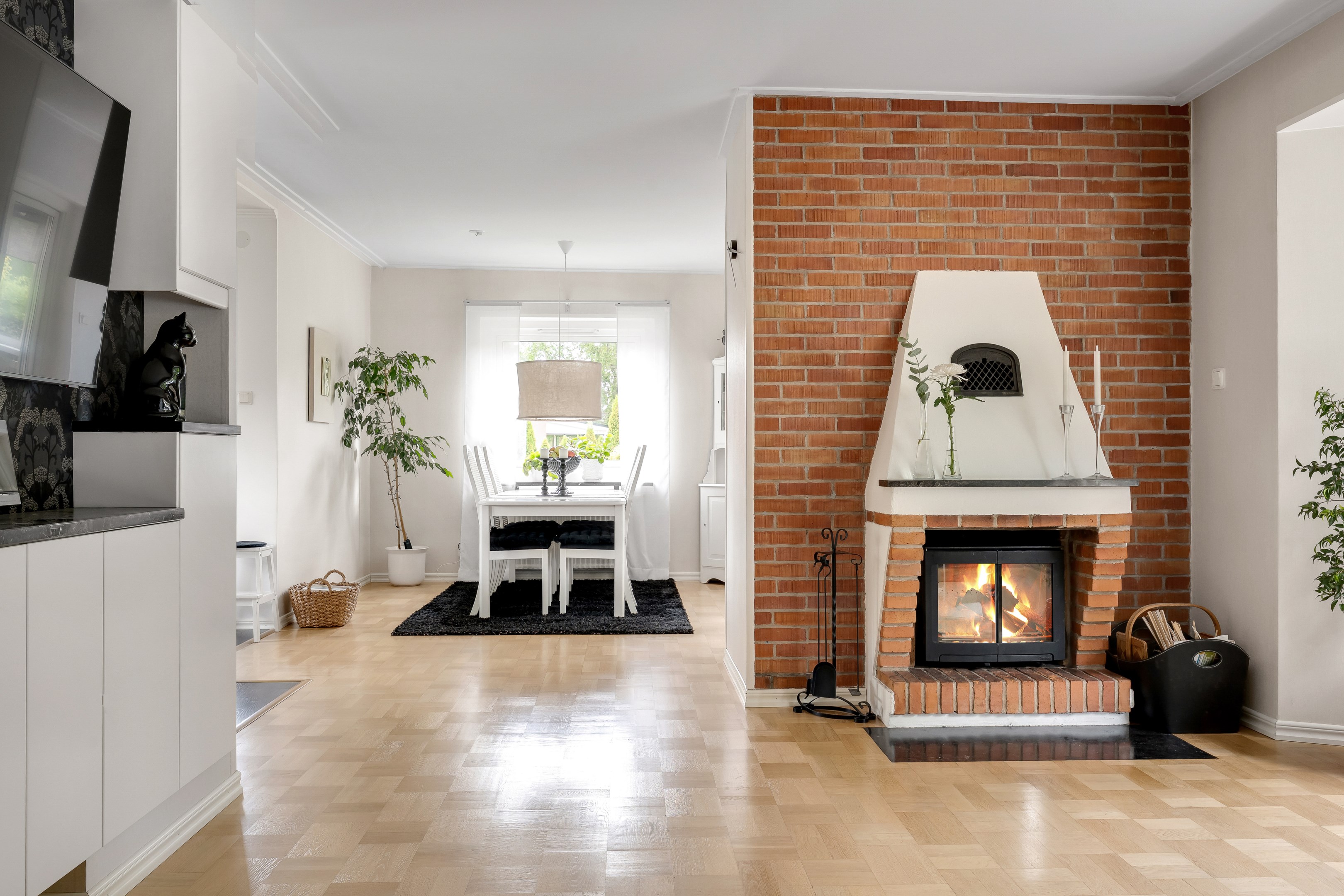 Bostadsbild från Bergsbrunna villaväg 2, Till salu i Bergsbrunna, Uppsala