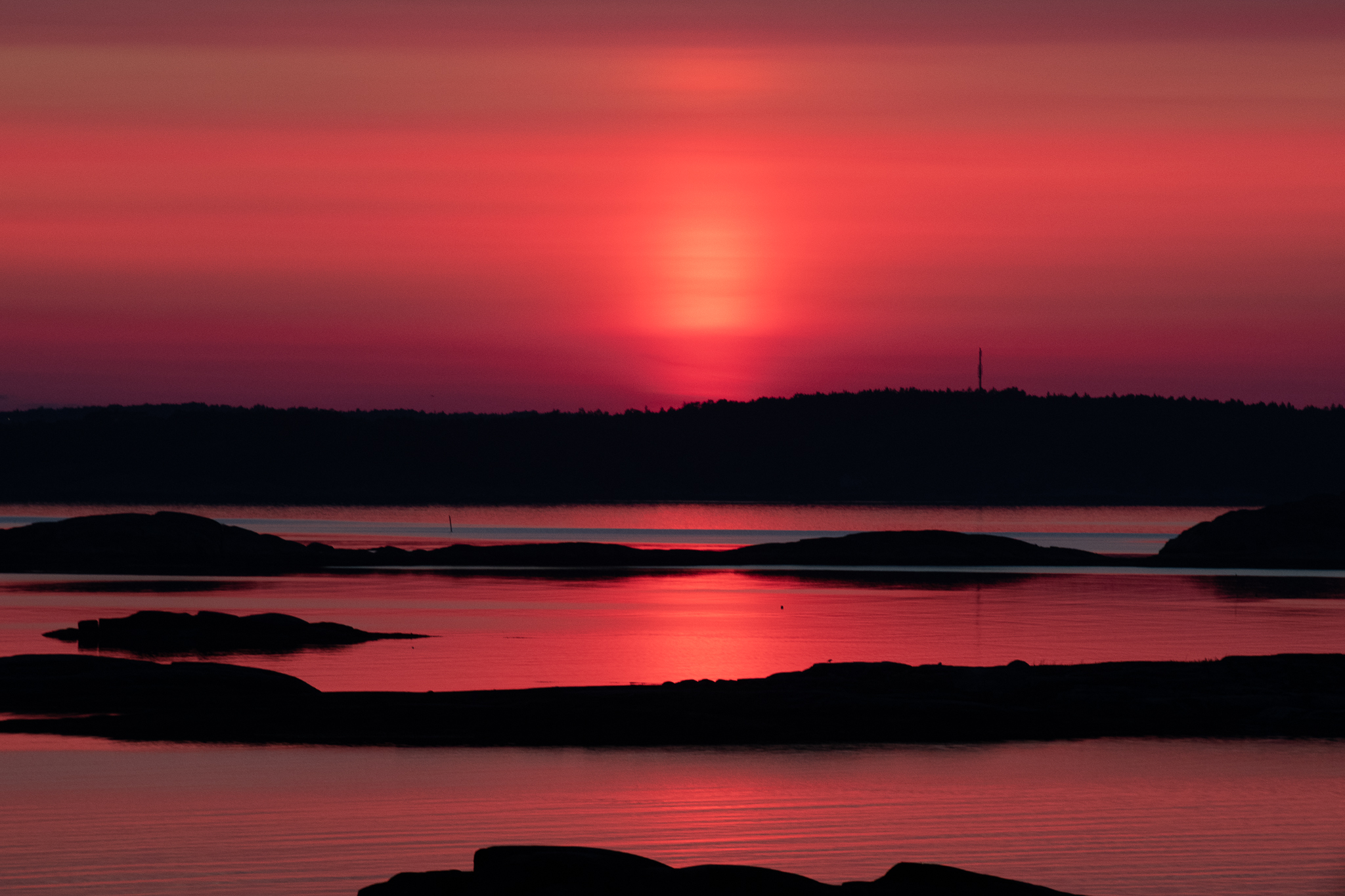 Utsikt över hav, kobbar & skär.