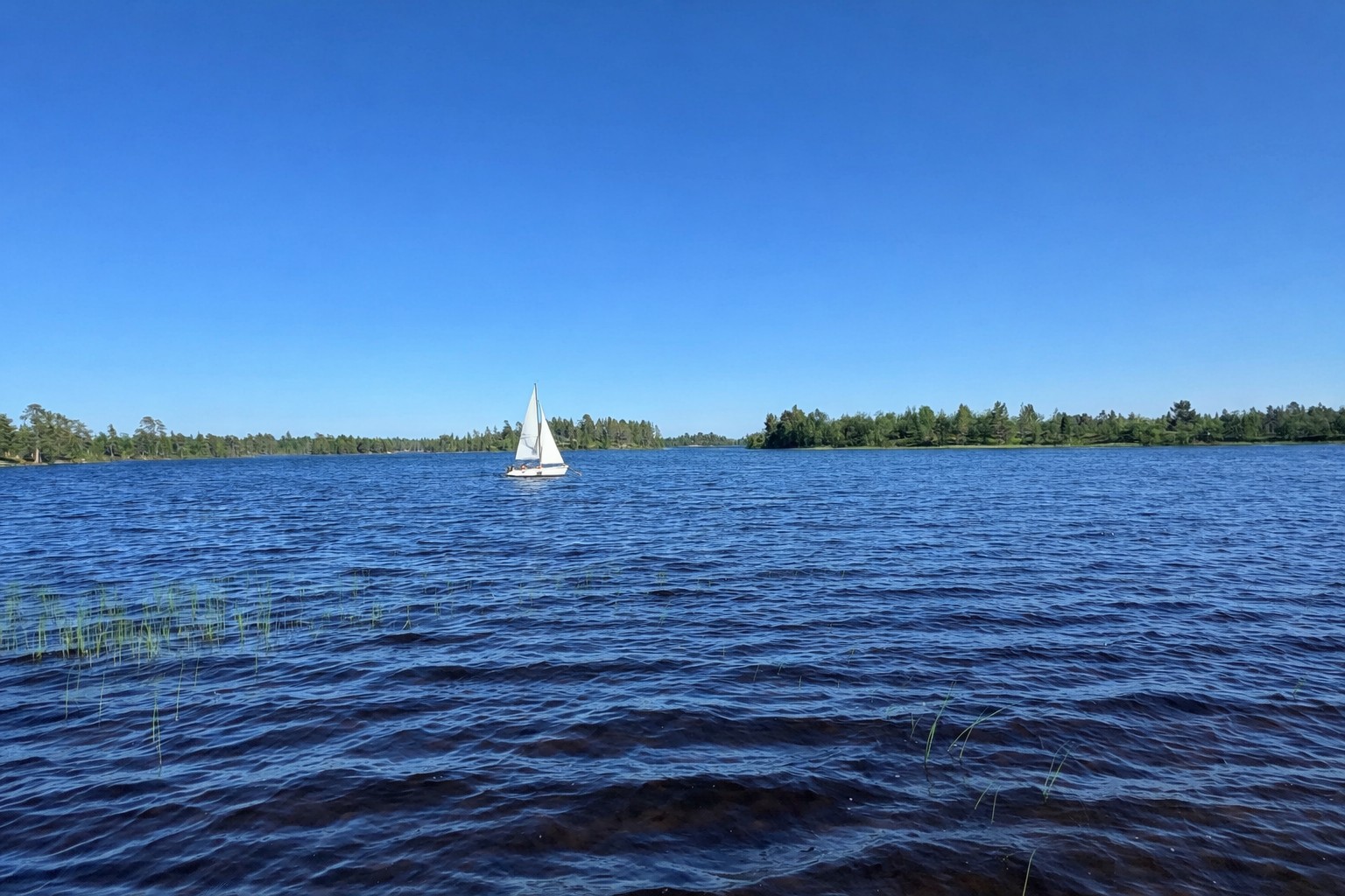 E Segel på sjön