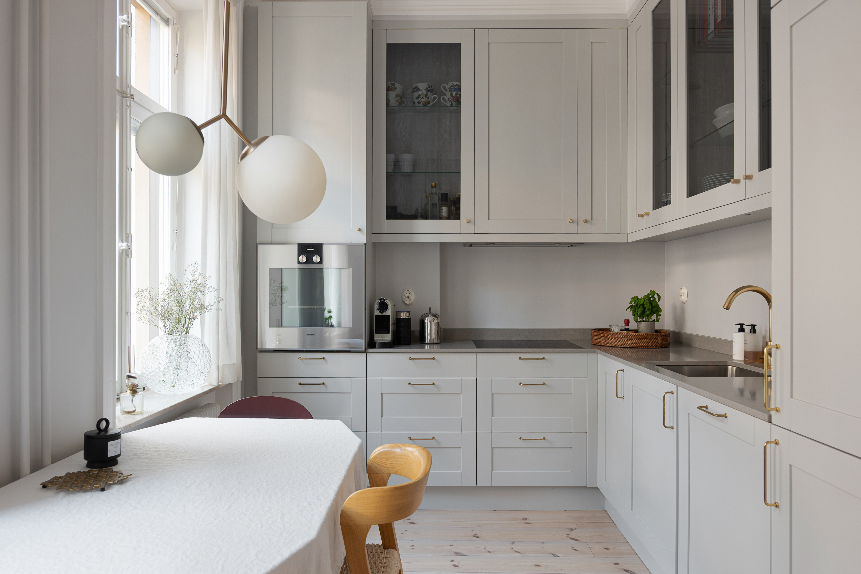 Bostadsbild från Hagagränd 2, Såld i Vasastan, Stockholm