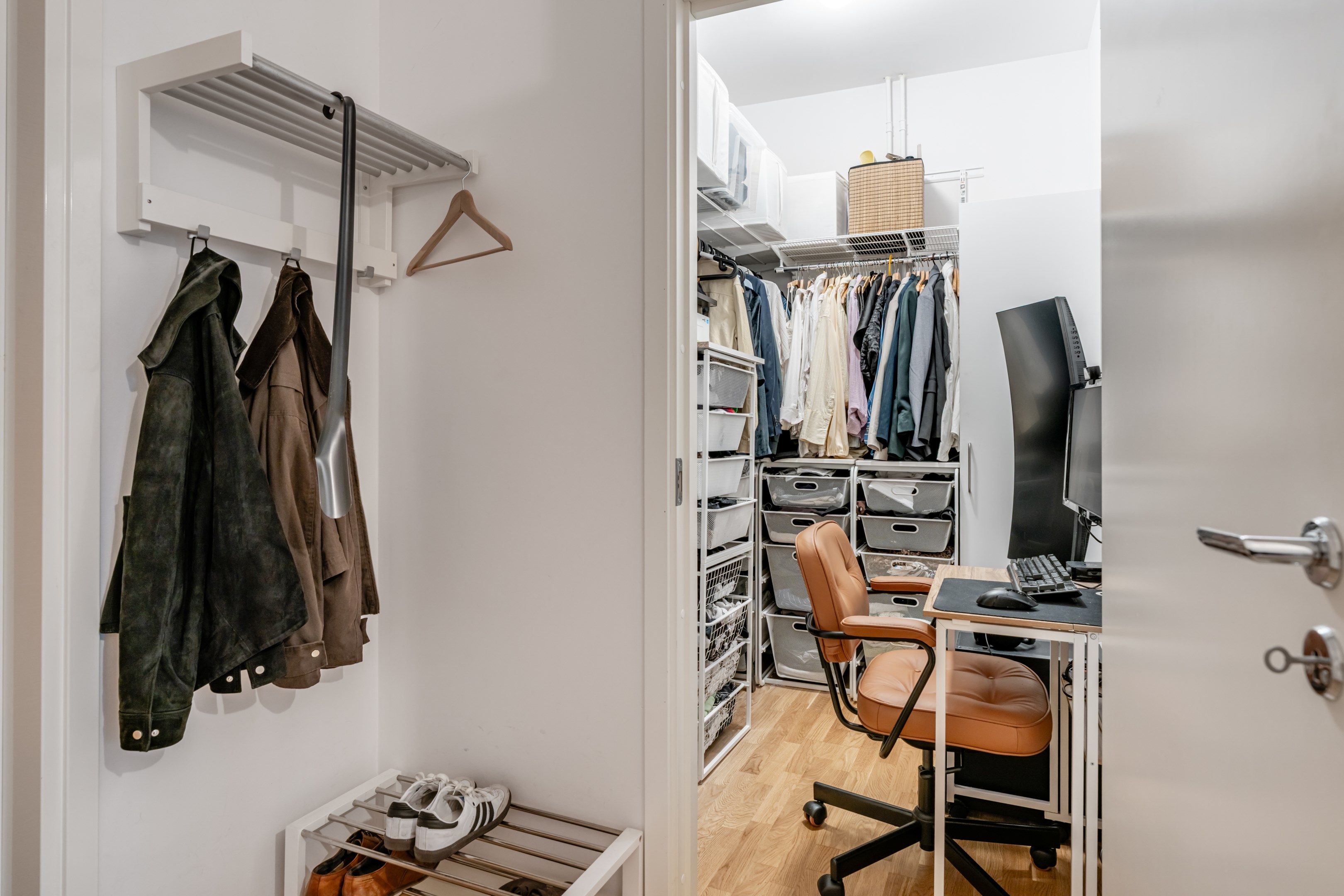 Bostadsbild från Sjöviksvägen 124, 1tr, Till salu i Liljeholmen - Liljeholmskajen, Stockholm