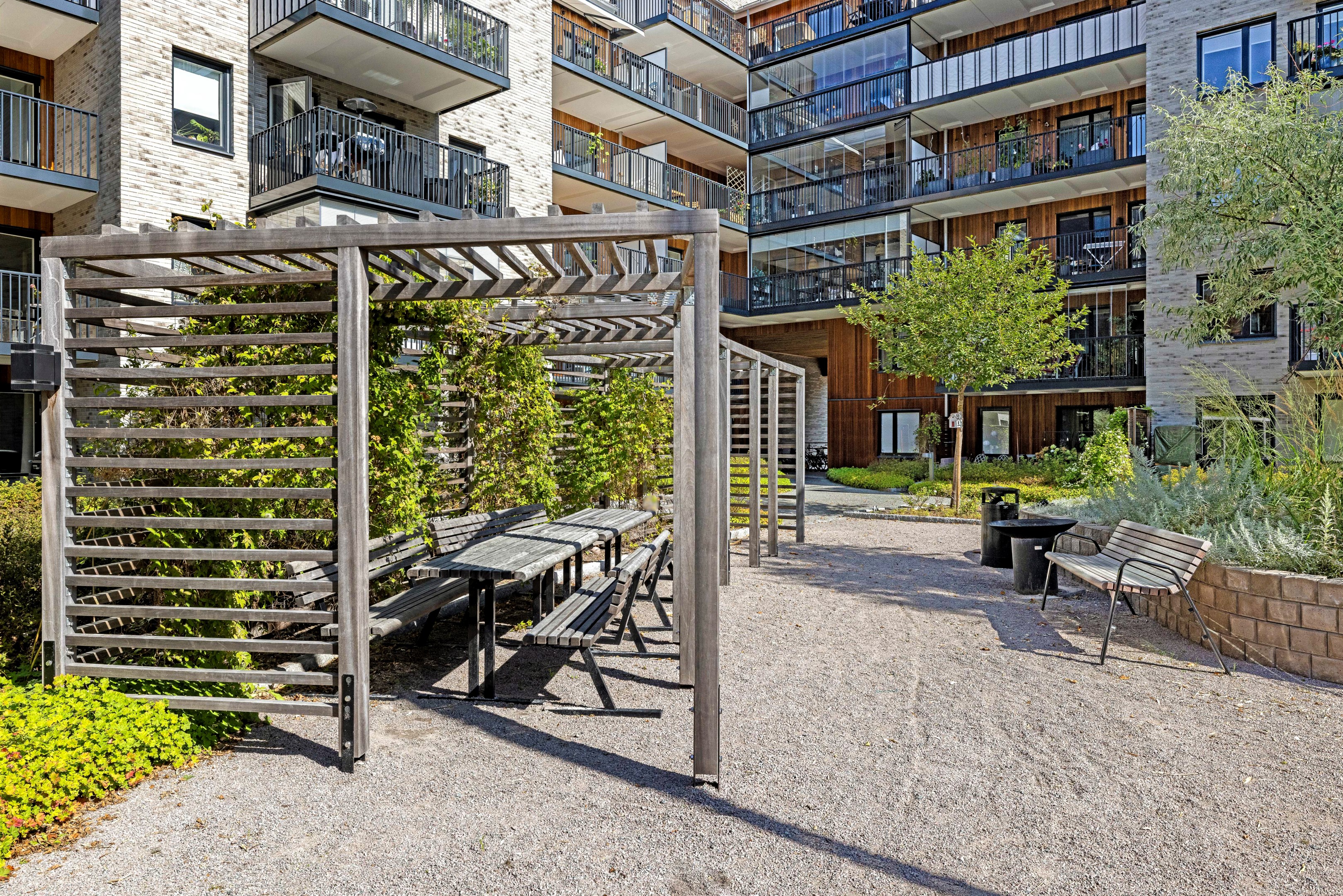 Bostadsbild från Amanuensgatan 1, Till salu i Rosendal, Uppsala