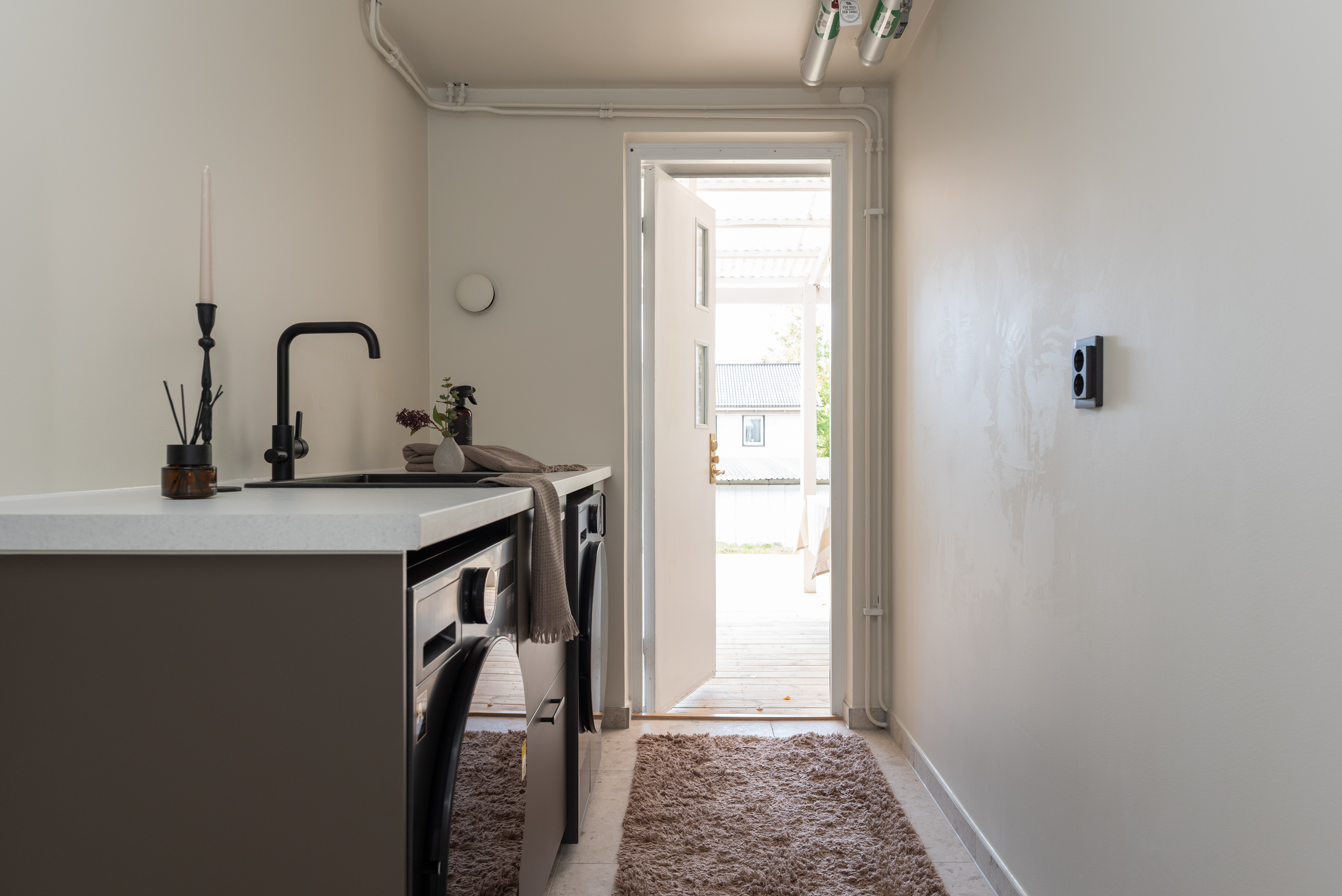 Bostadsbild från Lövstagatan 93, Såld i Malmaberg, Västerås