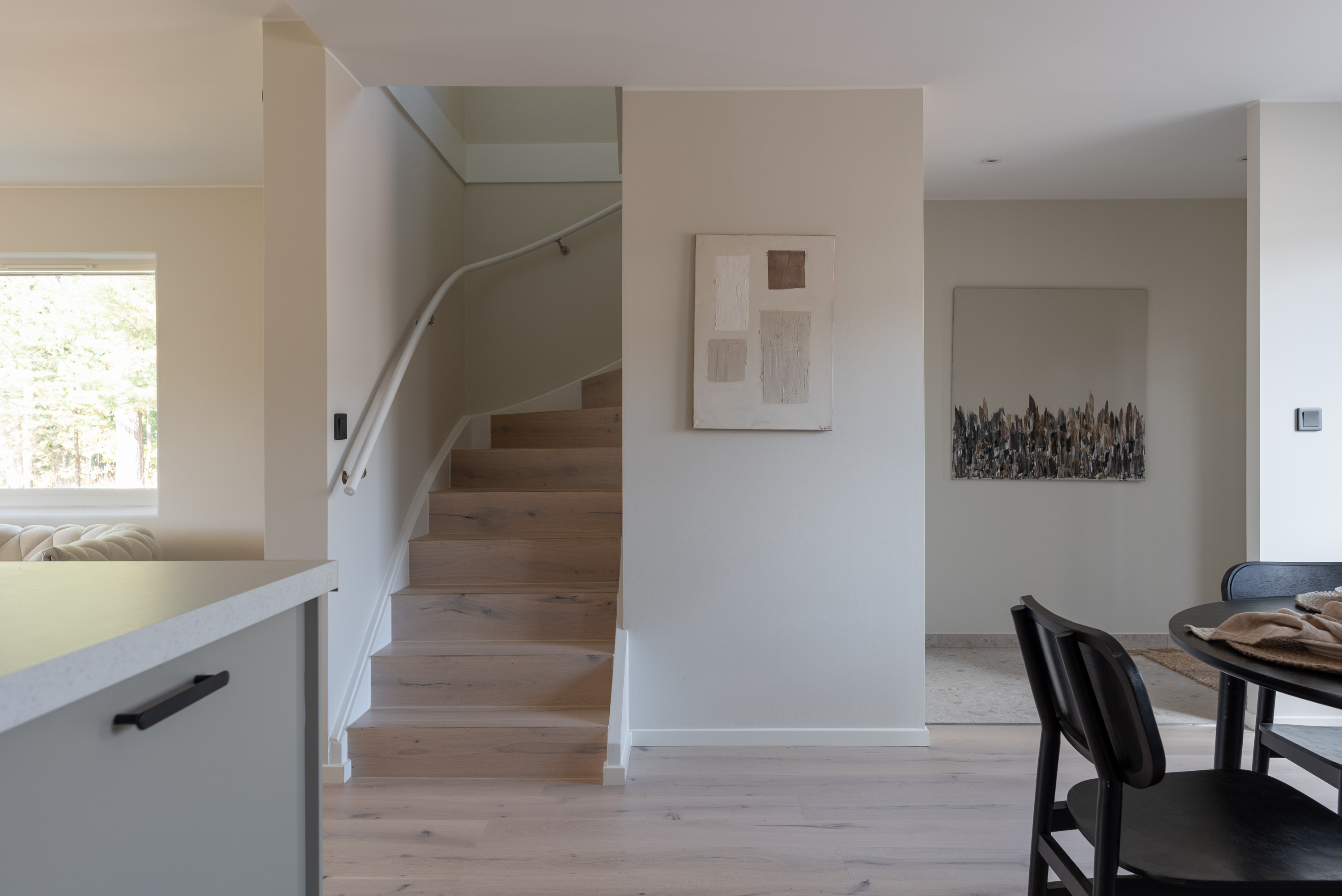 Bostadsbild från Lövstagatan 93, Såld i Malmaberg, Västerås