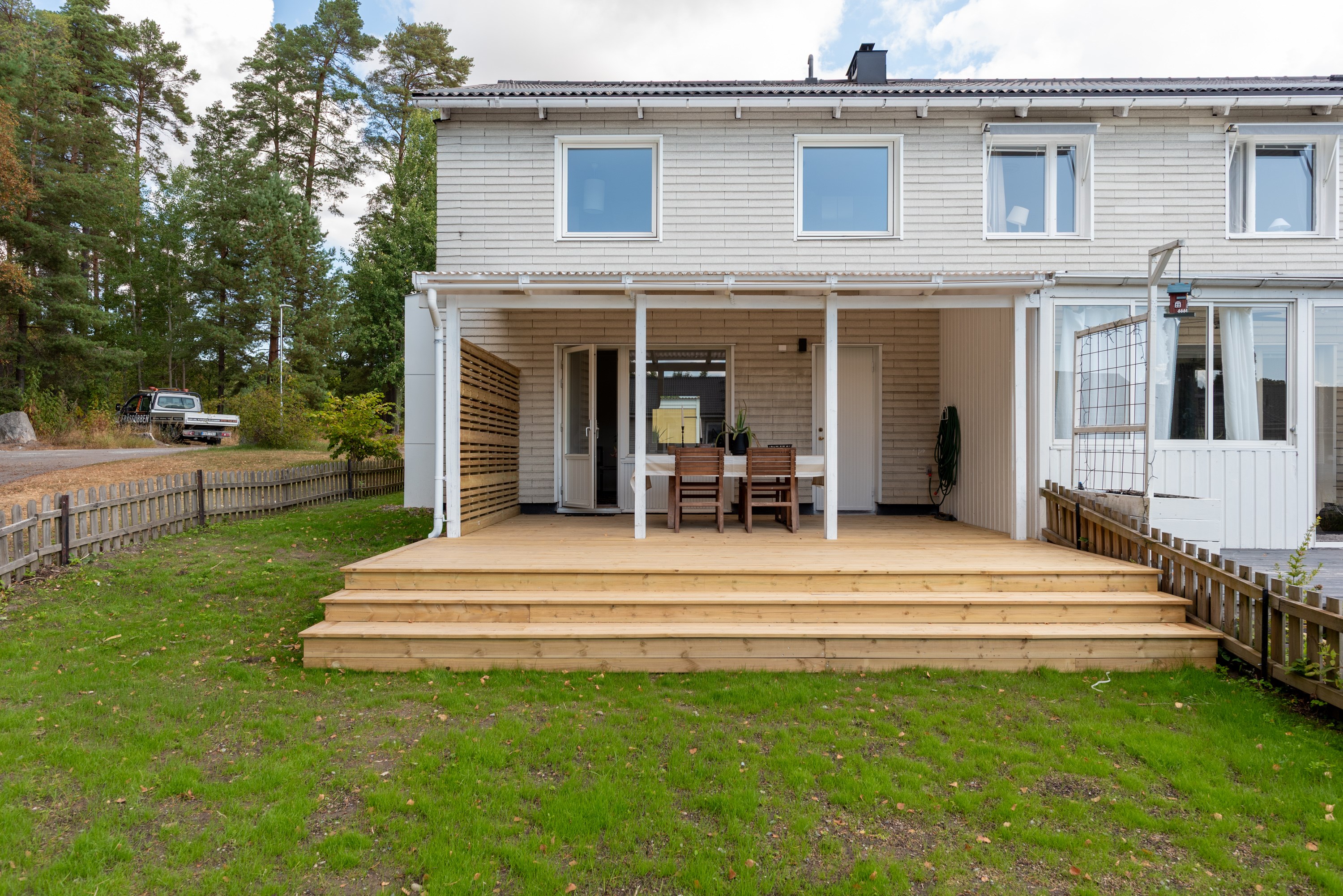 Bostadsbild från Lövstagatan 93, Såld i Malmaberg, Västerås