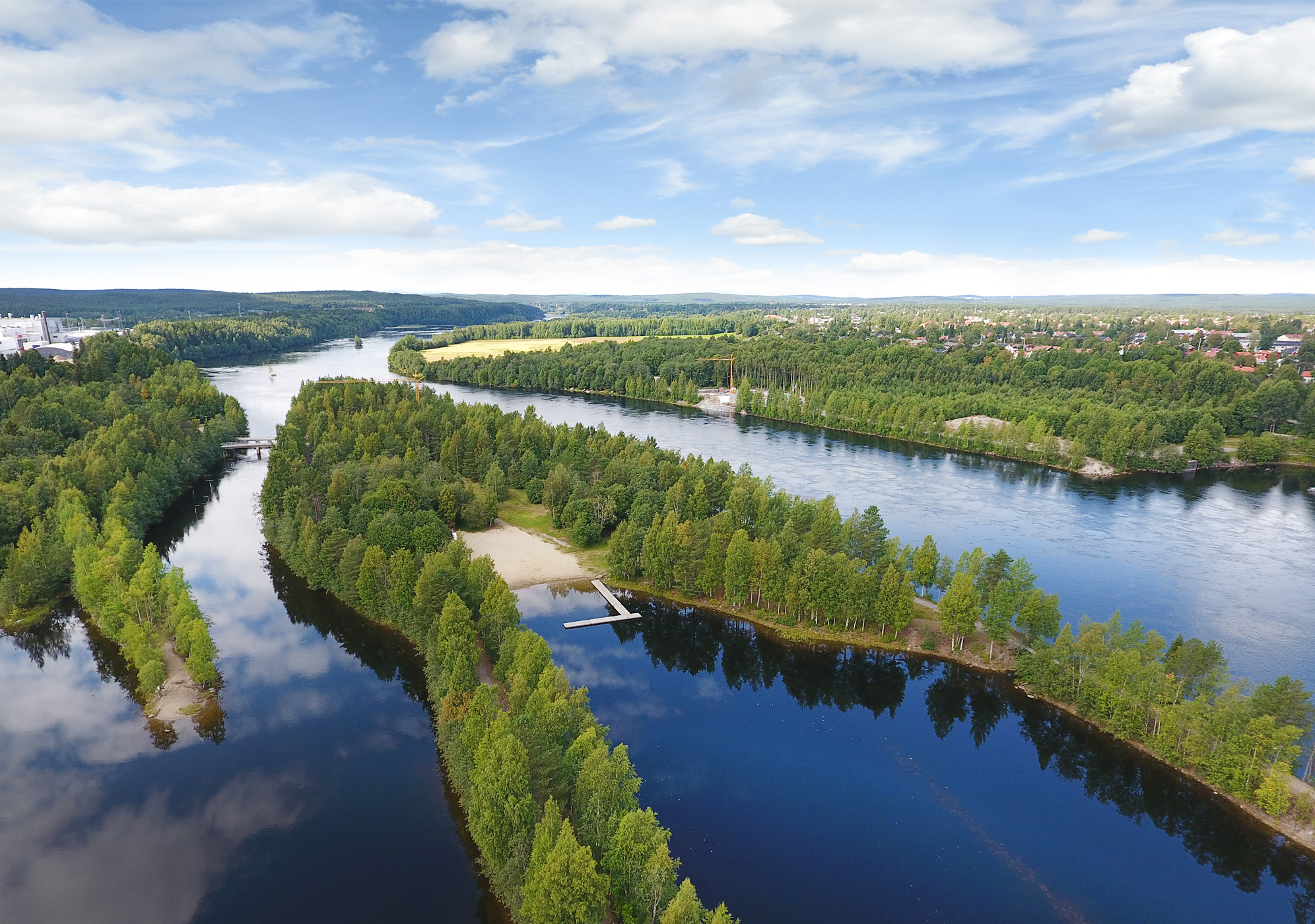 Bölesholmarna och älven