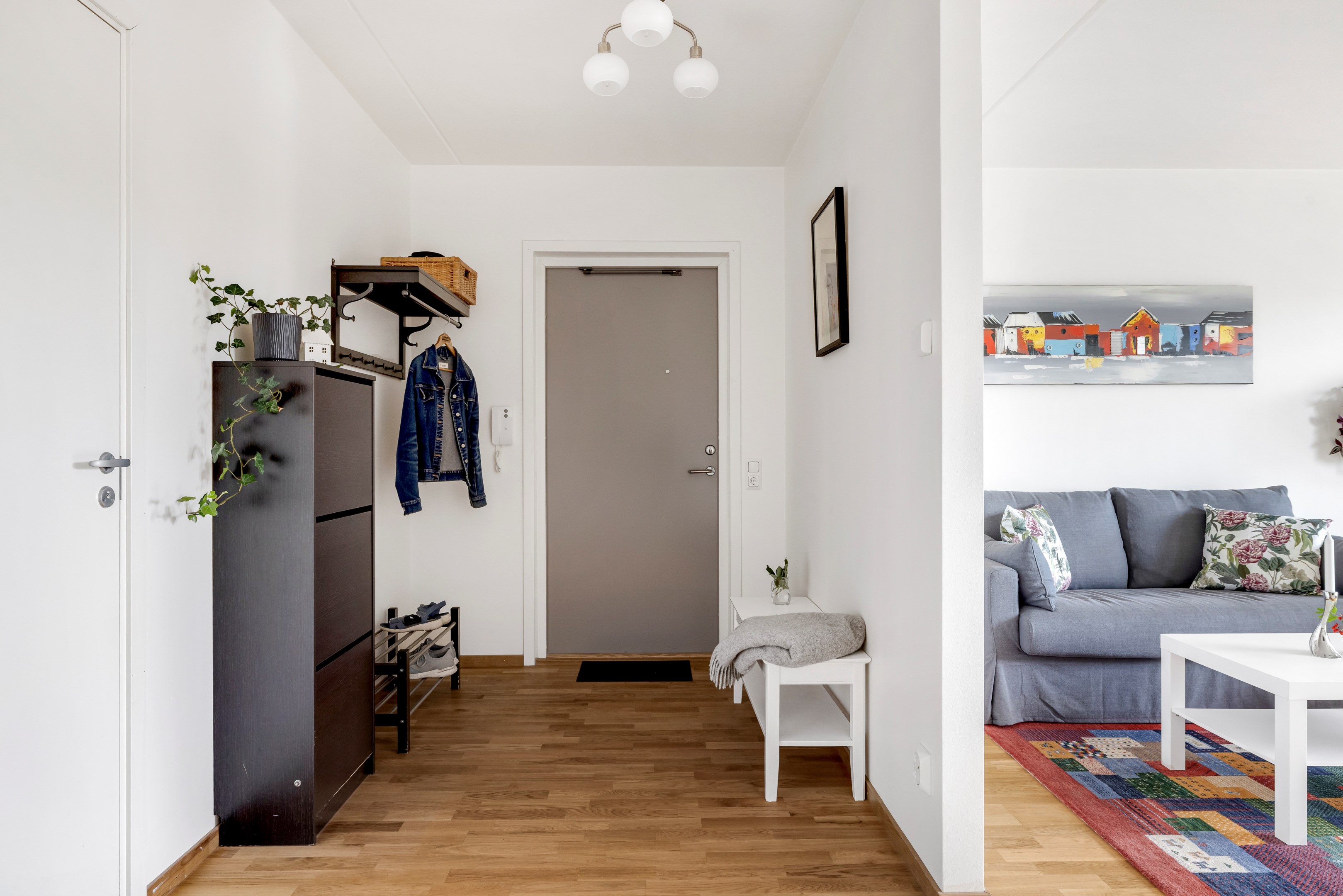Bostadsbild från Råbyvägen 86, Till salu i Kapellgärdet, Uppsala