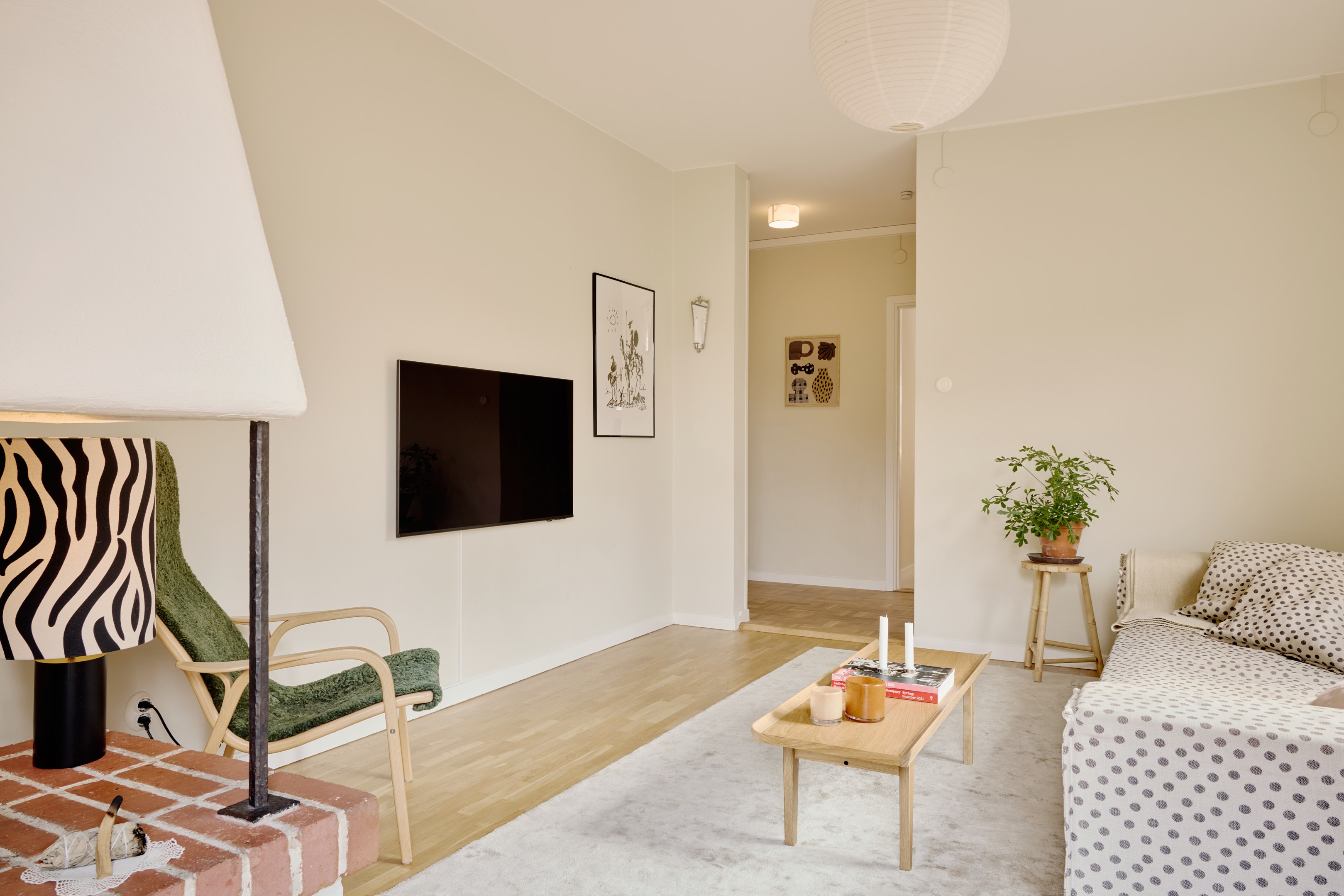 Bostadsbild från Nyårsvägen 10, 3 tr, Kommande i Midsommarkransen, Stockholm