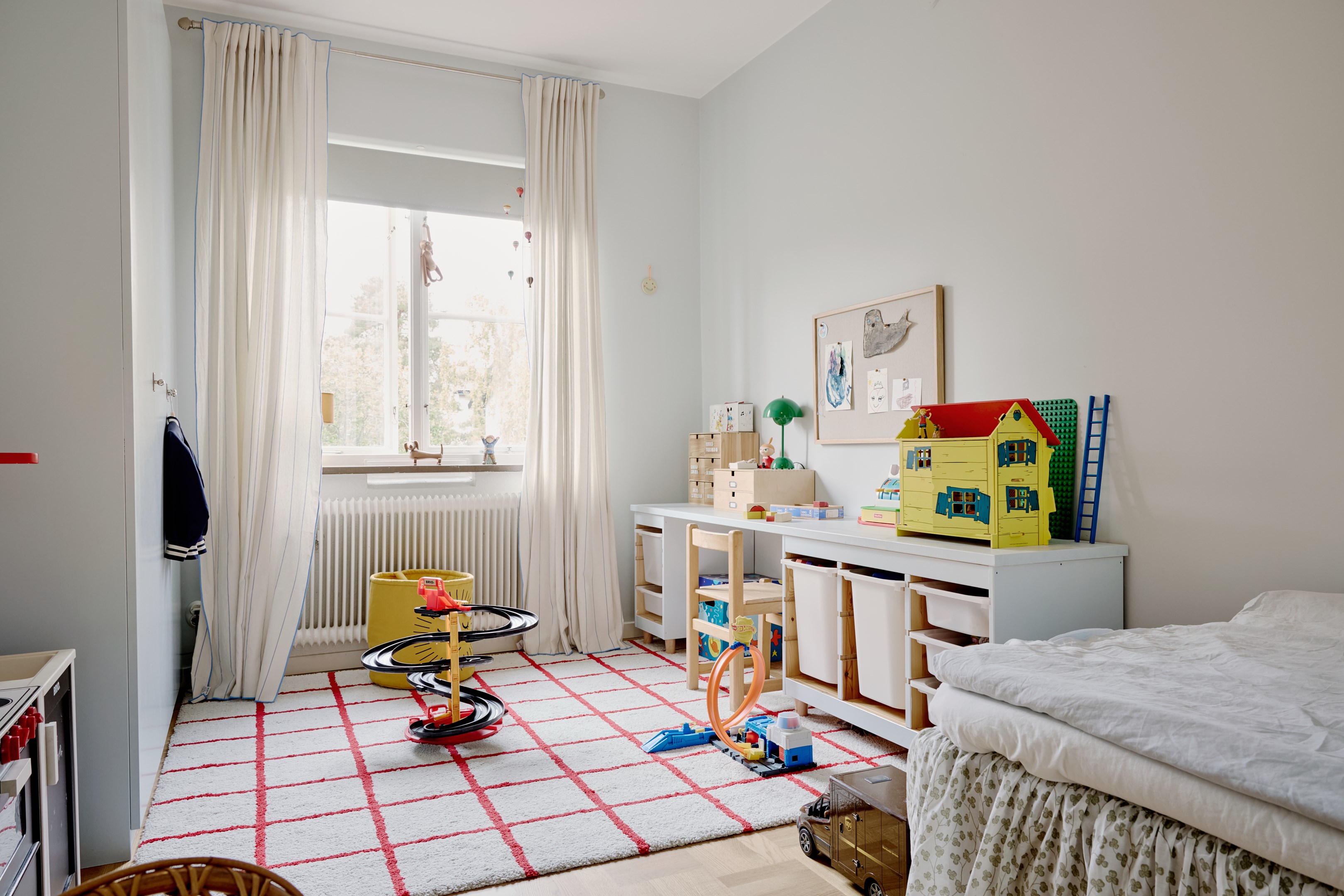 Bostadsbild från Nyårsvägen 10, 3 tr, Kommande i Midsommarkransen, Stockholm