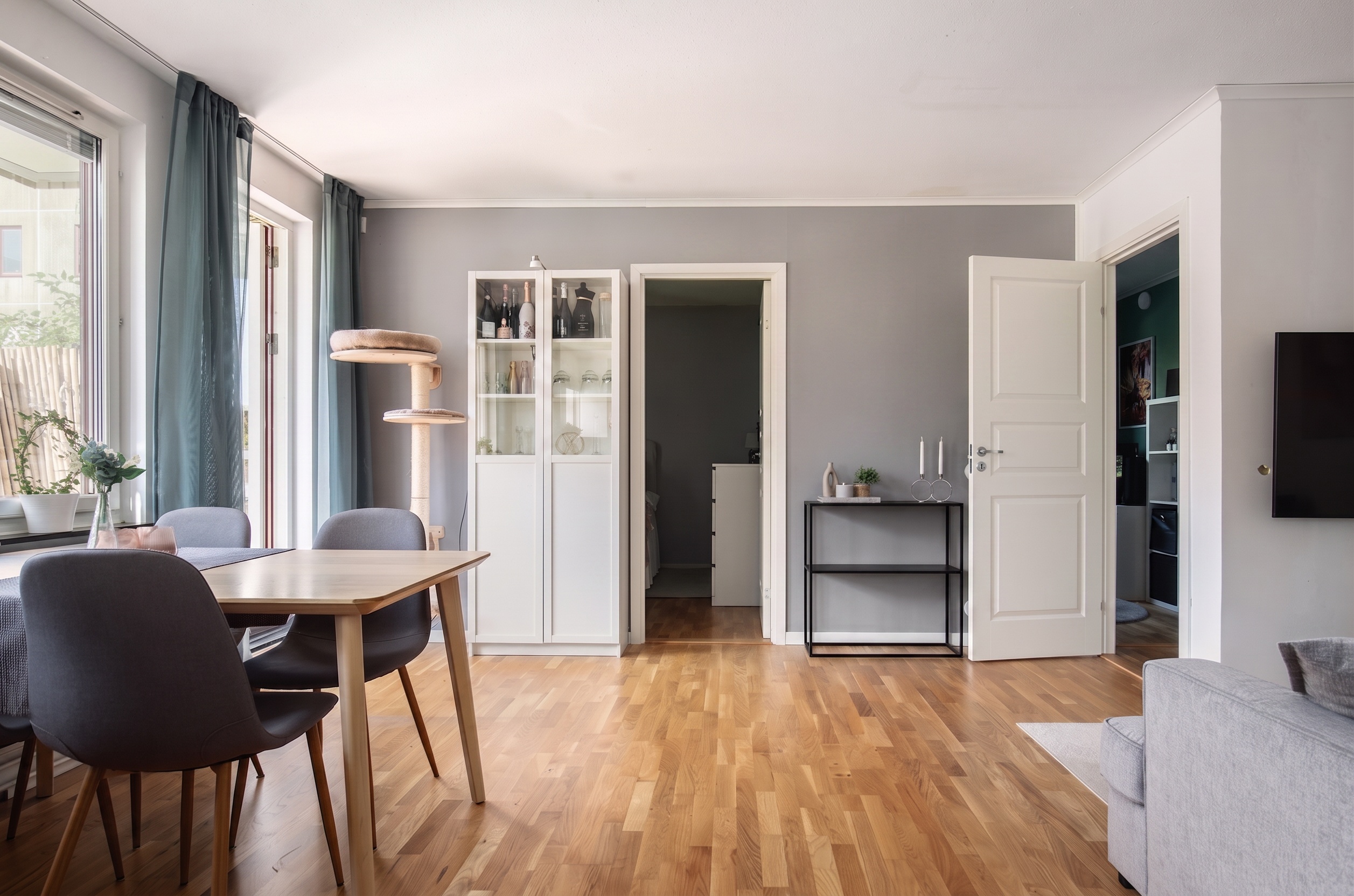 Bostadsbild från Ormingeringen 24A, Till salu i Västra Orminge, Nacka