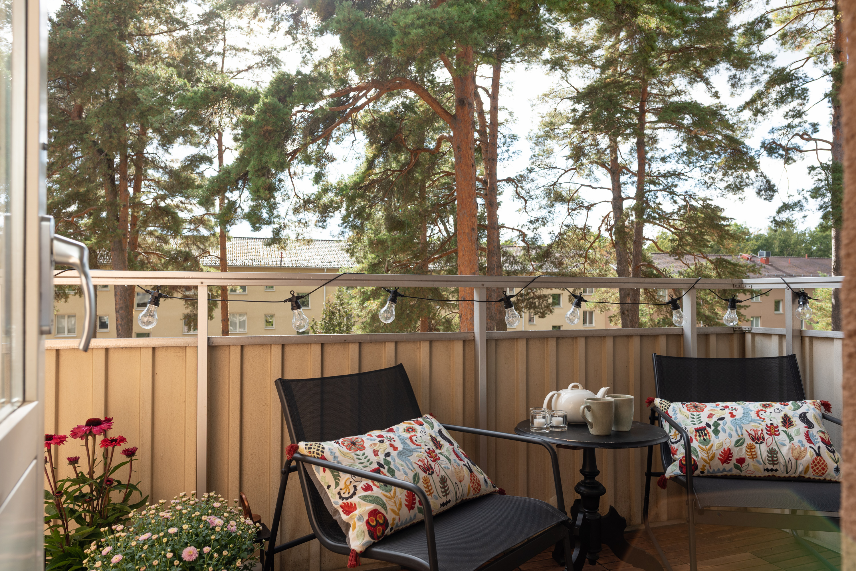 Bostadsbild från Furugatan 1E, Till salu i Haga, Västerås