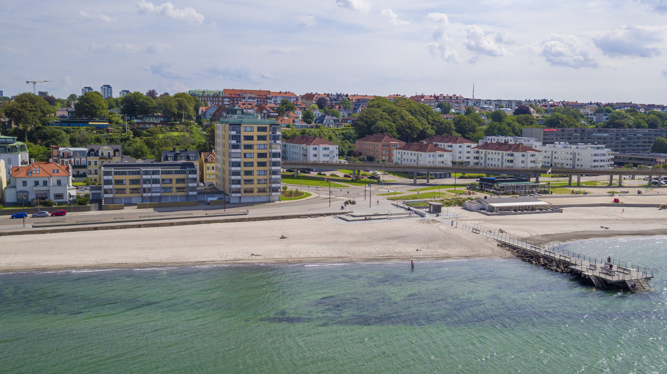Fantastiskt läge nära stranden och badbryggan