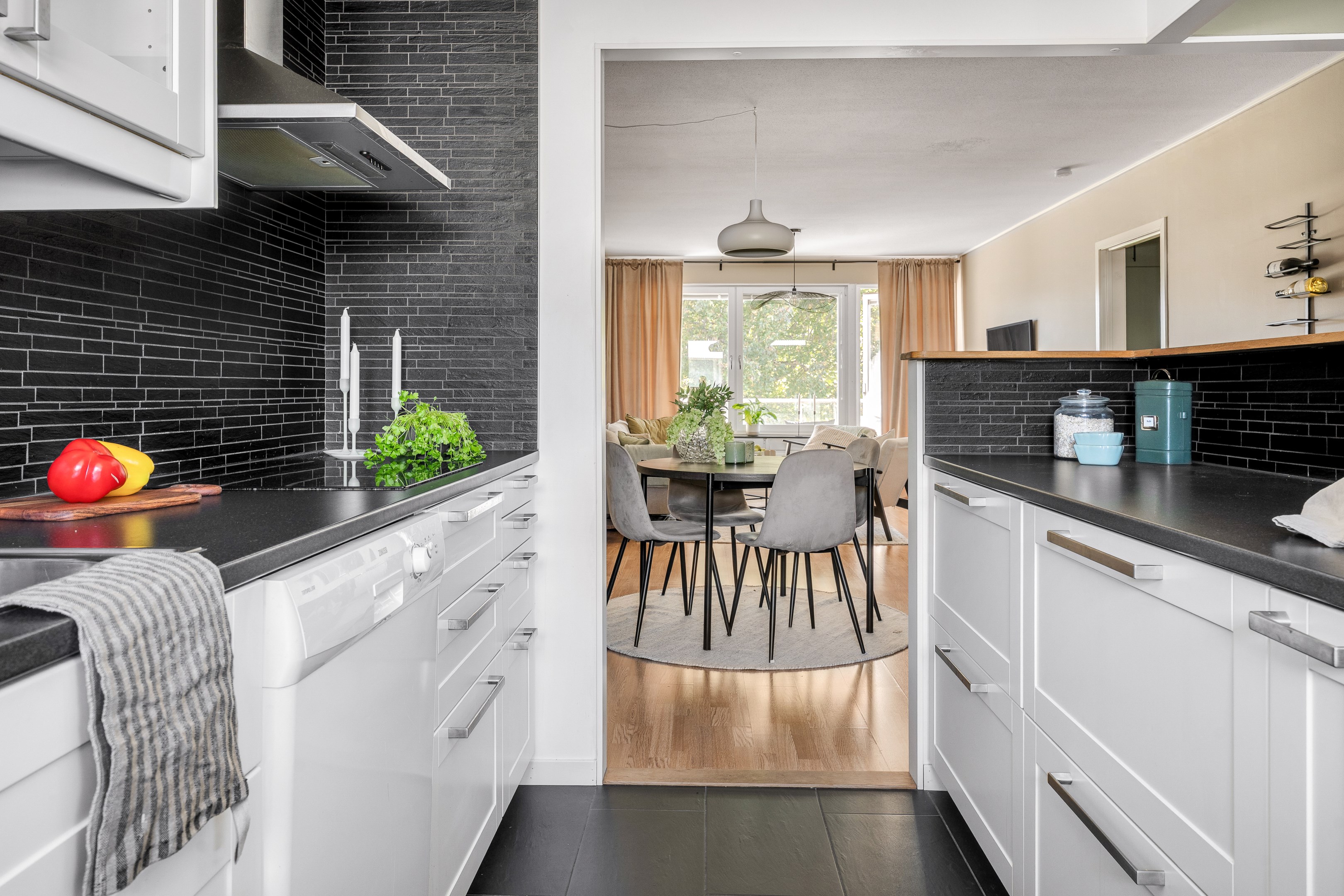 Bostadsbild från Gräslöksgatan 26, Kommande i Årsta, Uppsala