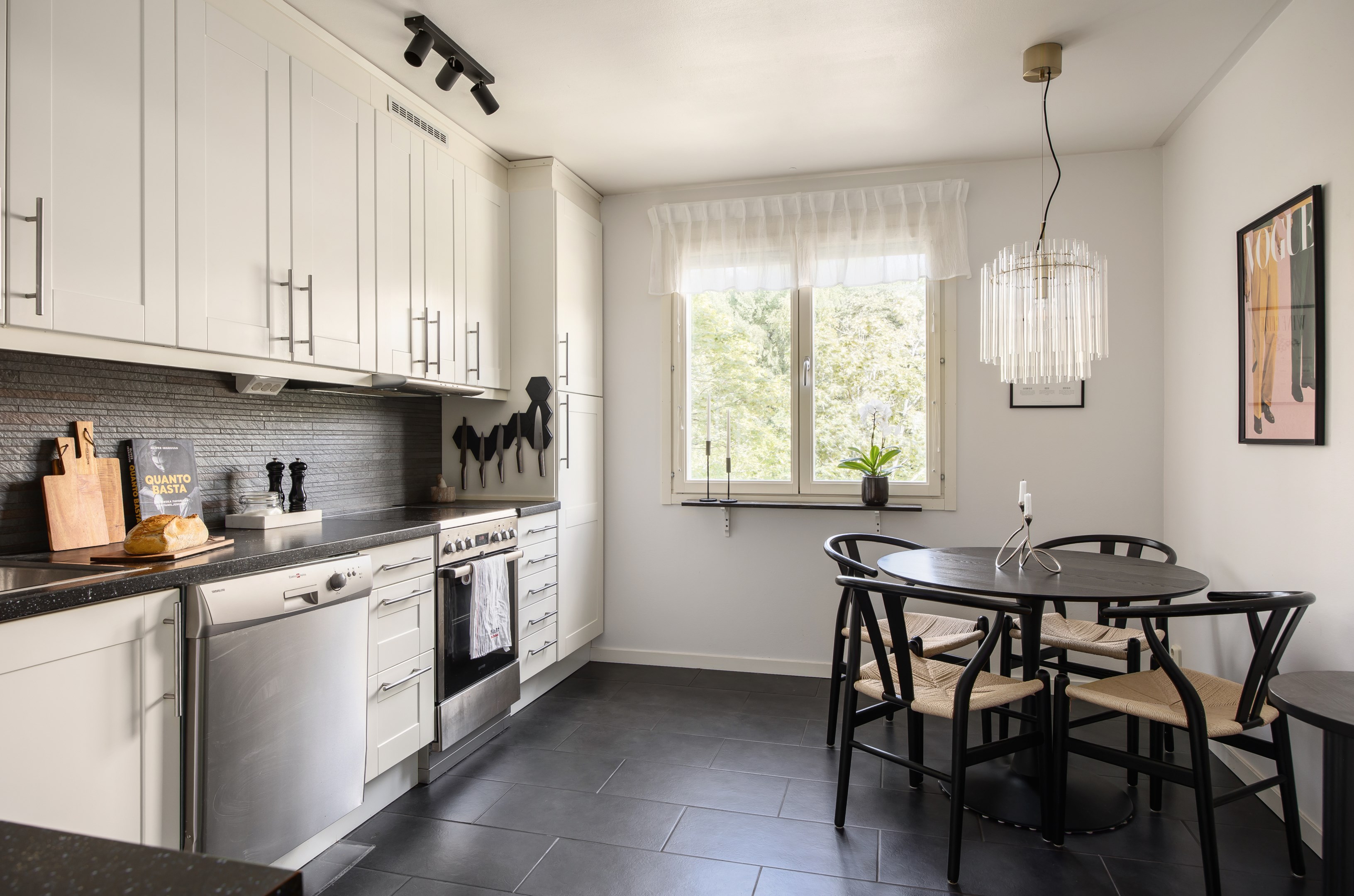 Bostadsbild från Edinsvägen 12, 2tr, Kommande i Ektorp, Nacka