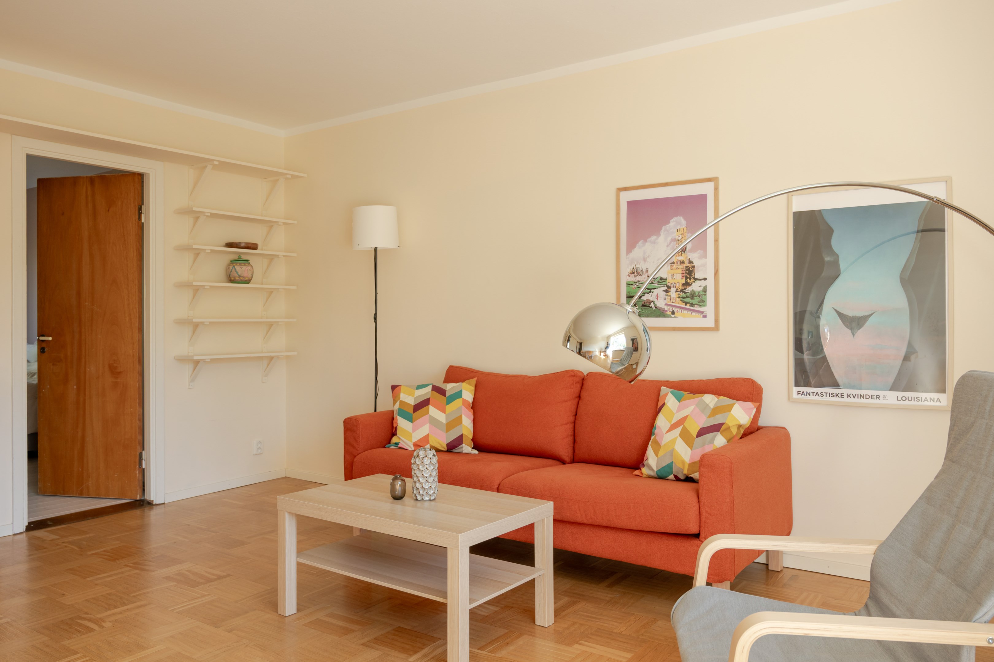 Bostadsbild från Kolbäcksgränd 1, 2 tr, Till salu i Bagarmossen, Stockholm