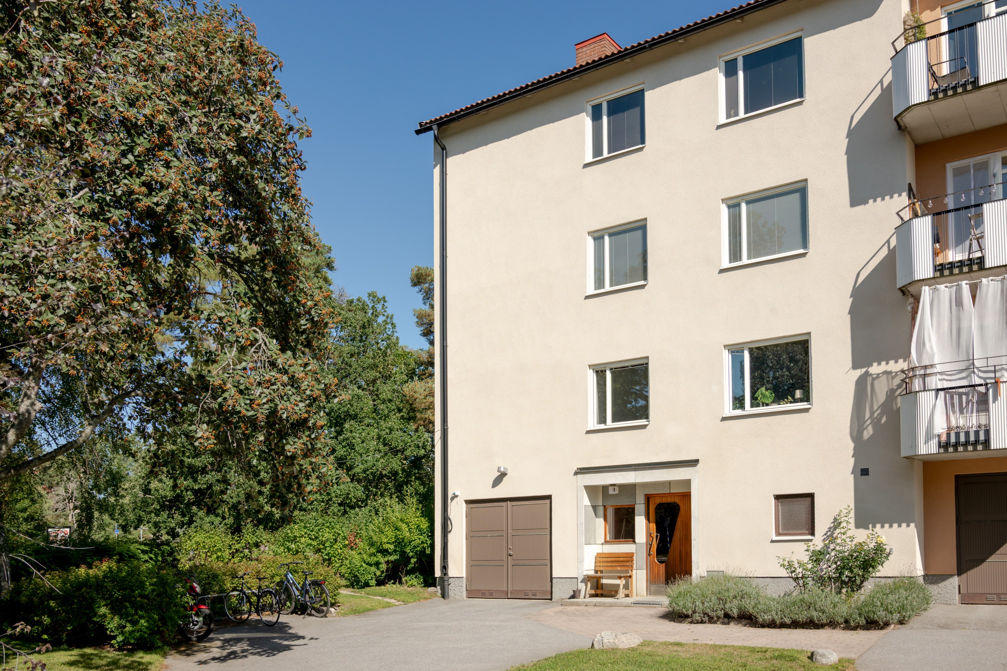 Bostadsbild från Kolbäcksgränd 1, 2 tr, Till salu i Bagarmossen, Stockholm