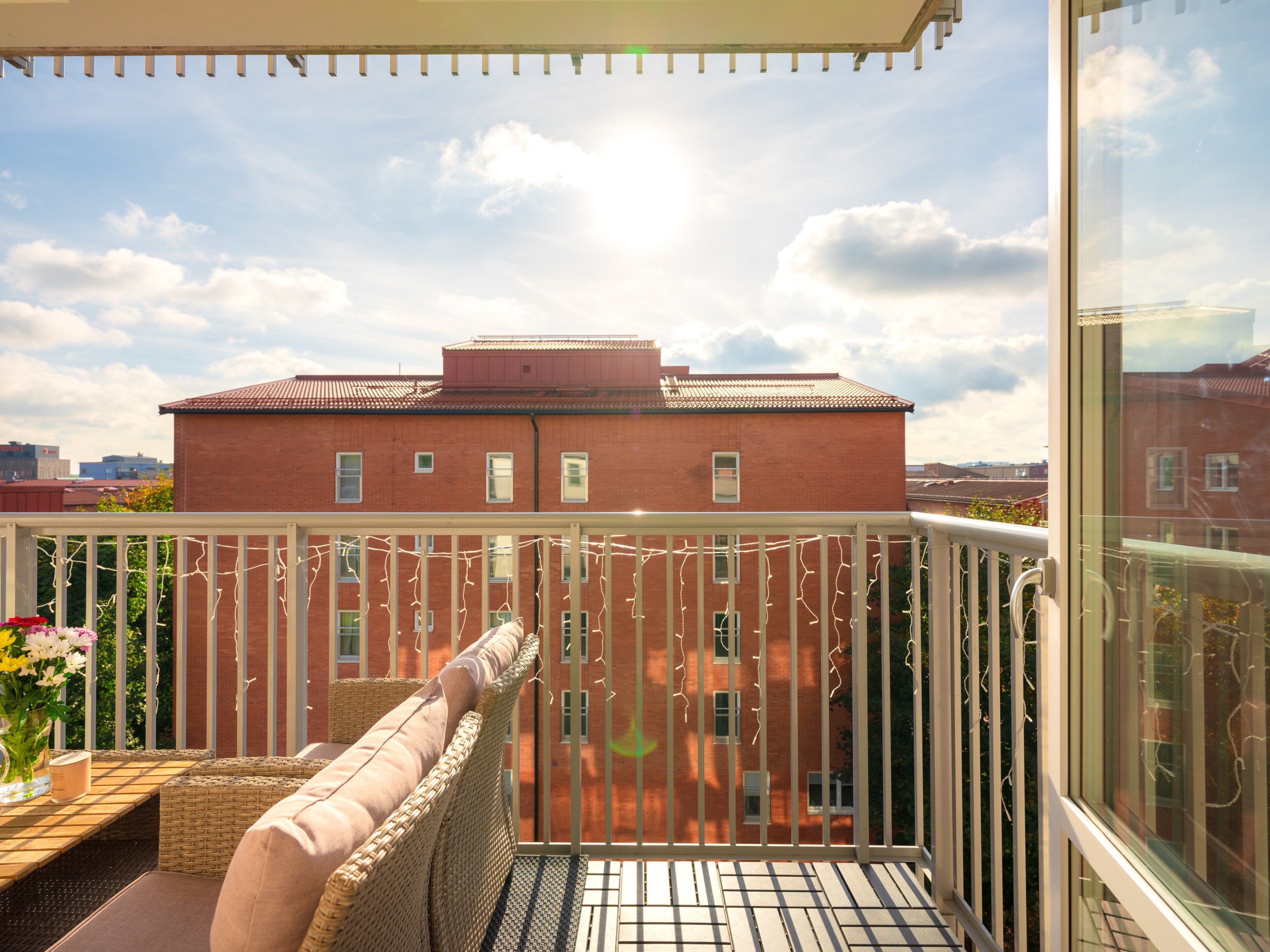 Bostadsbild från Sandalettgatan 18, Till salu i Älvsjöstaden, Stockholm