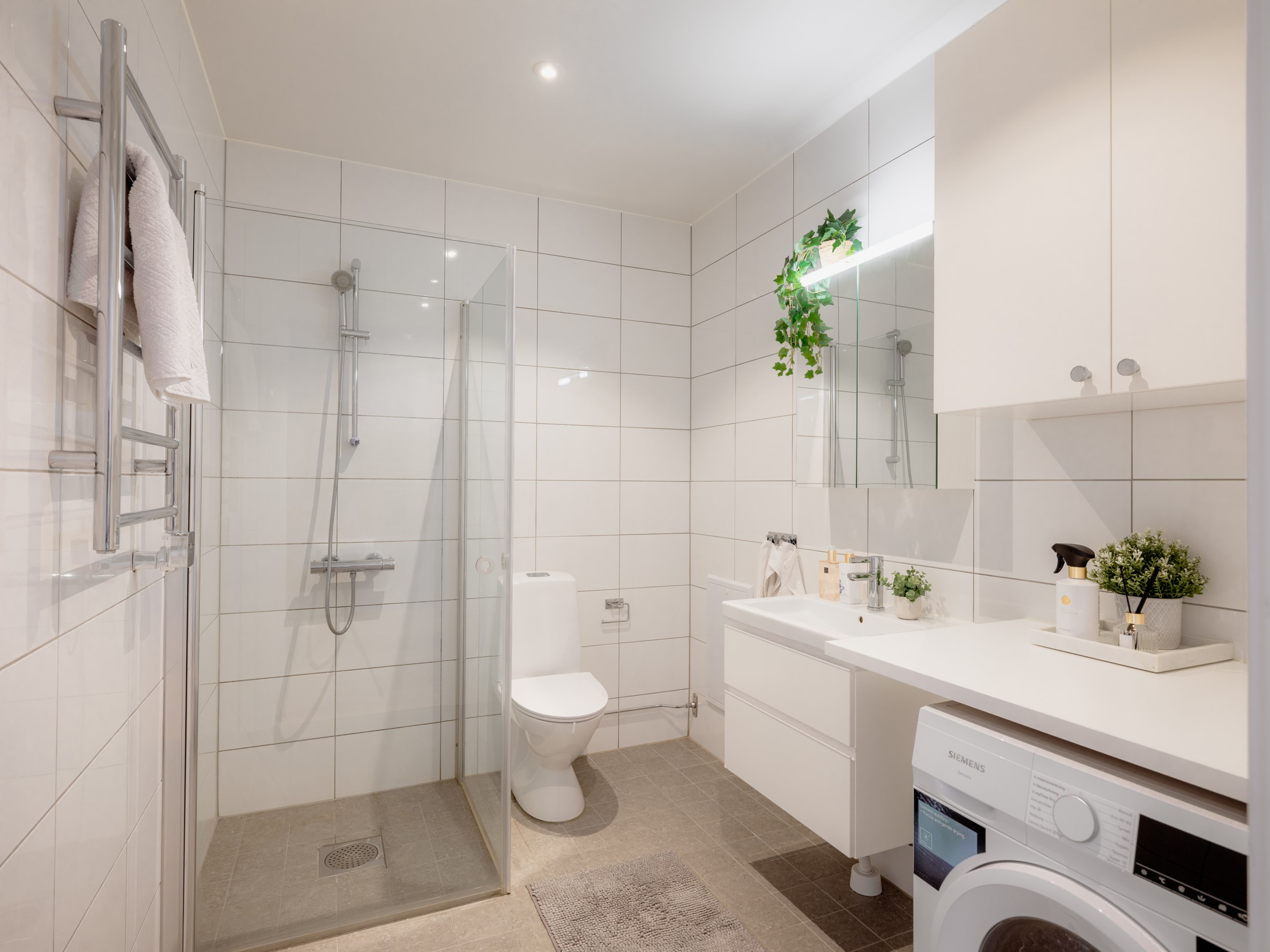 Bostadsbild från Sandalettgatan 18, Till salu i Älvsjöstaden, Stockholm