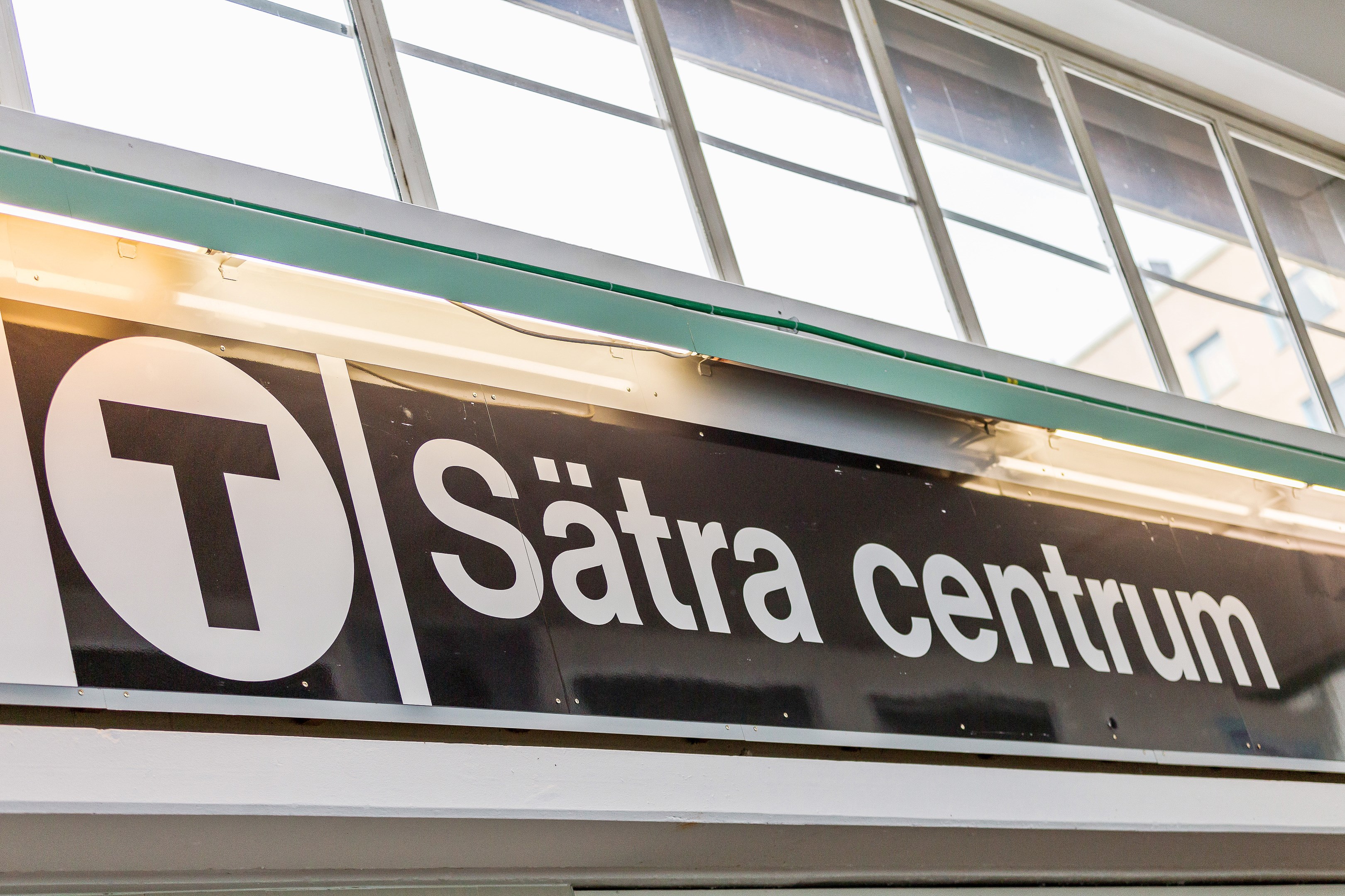 100 meter till T-banna, Sätra Centrum