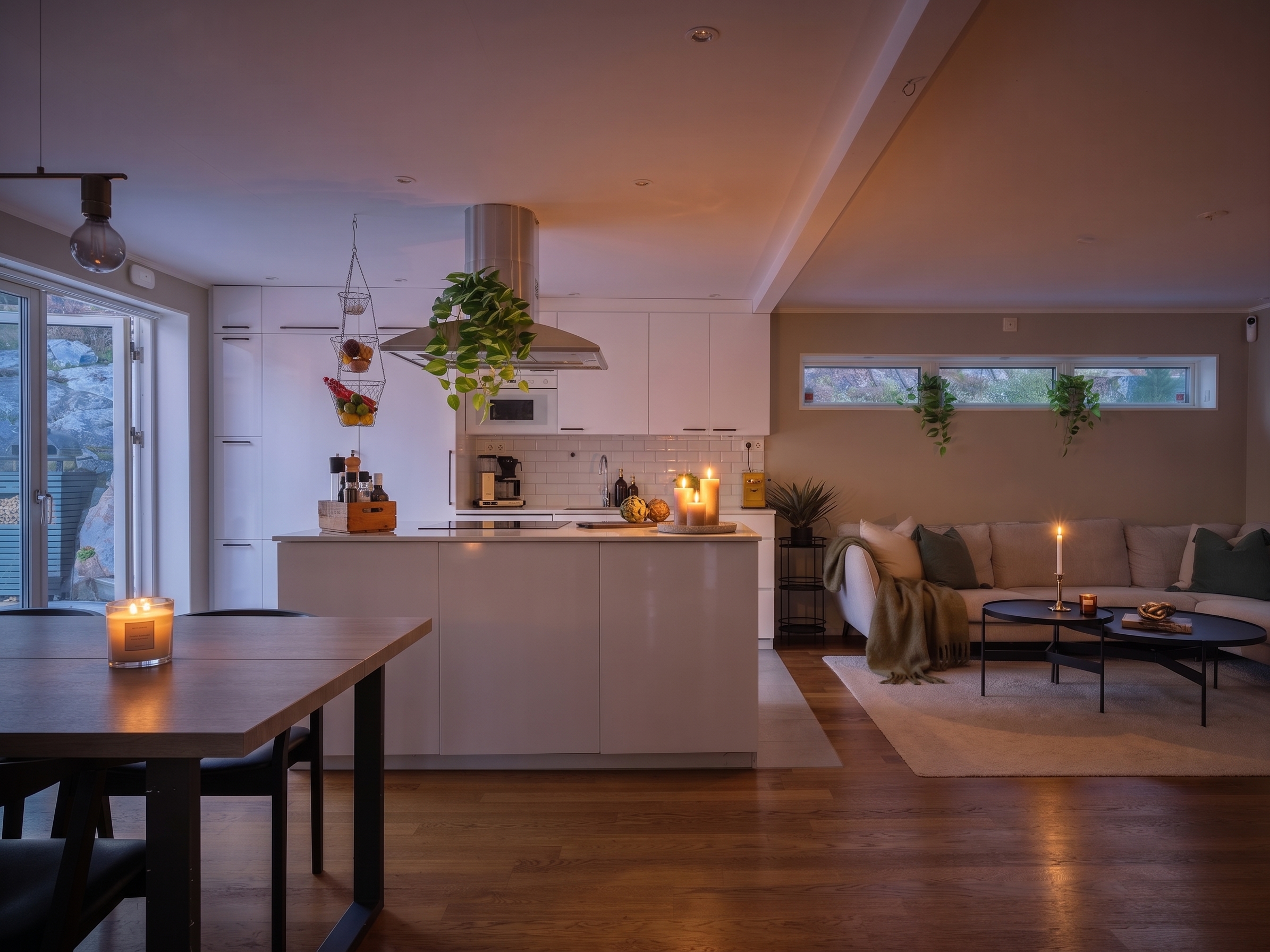 Bostadsbild från Solbrinken 13, Till salu i Gustavsvik, Nacka