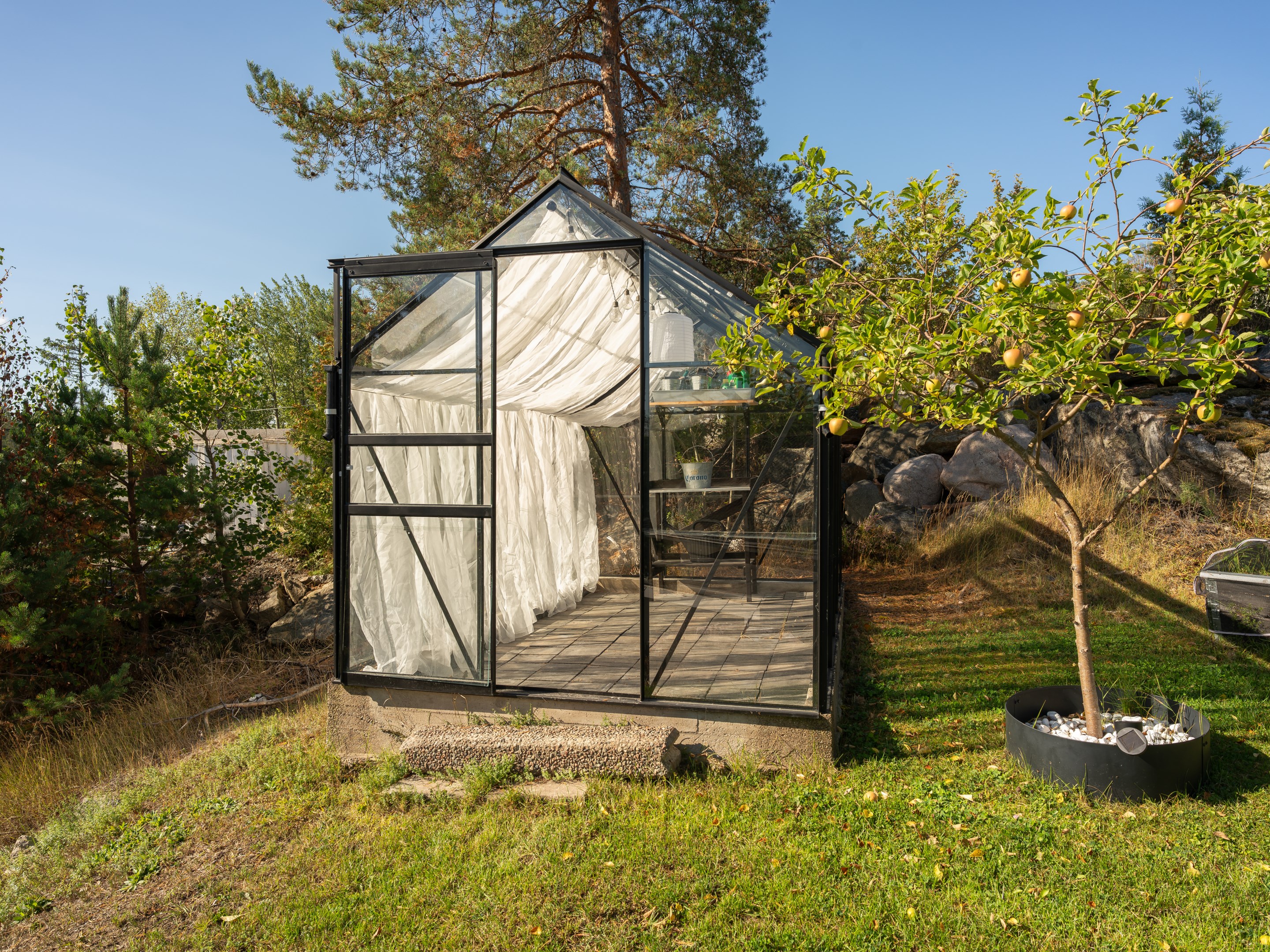 Bostadsbild från Solbrinken 13, Till salu i Gustavsvik, Nacka