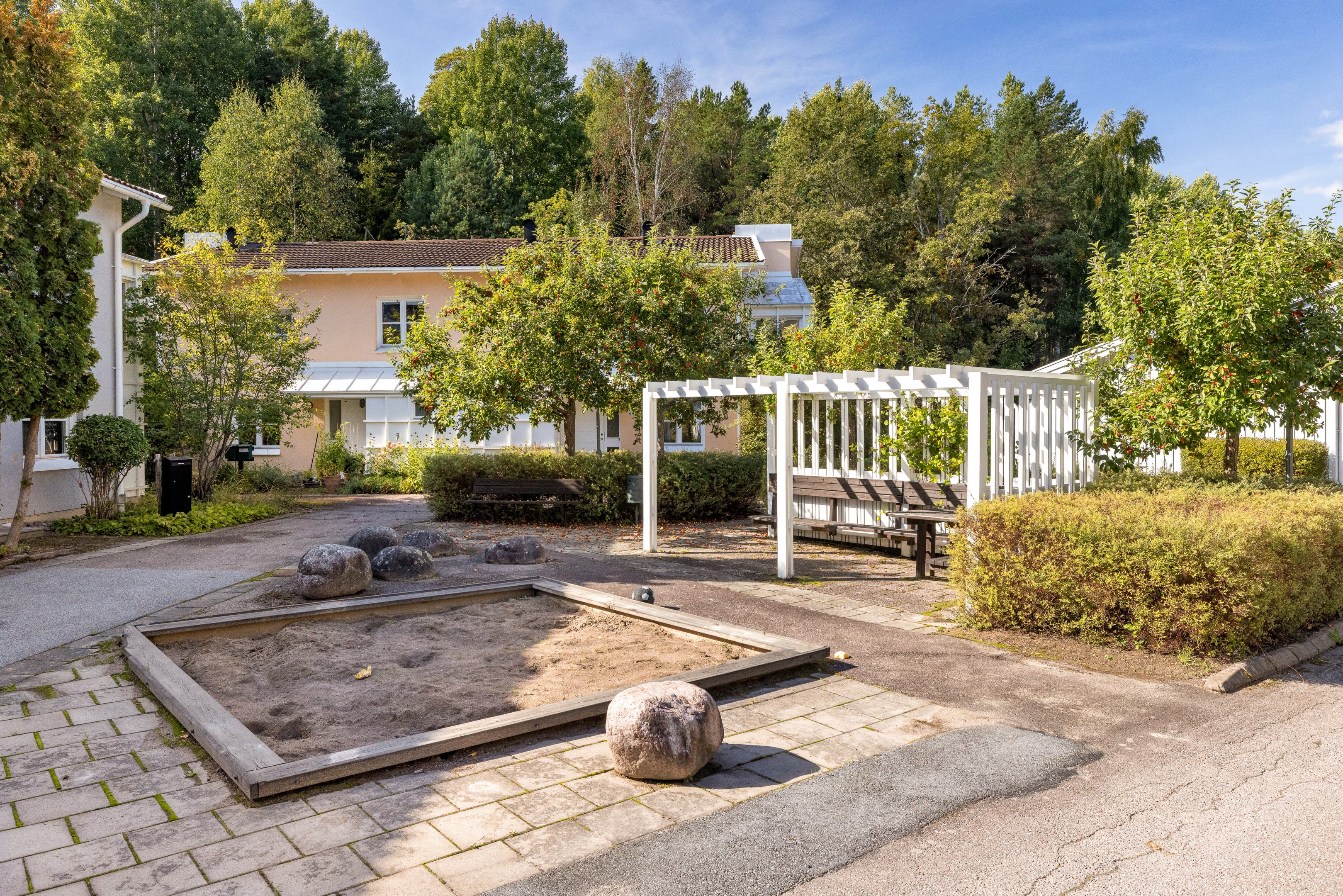 Bostadsbild från Eksoppsvägen 49, Kommande i Norby, Uppsala