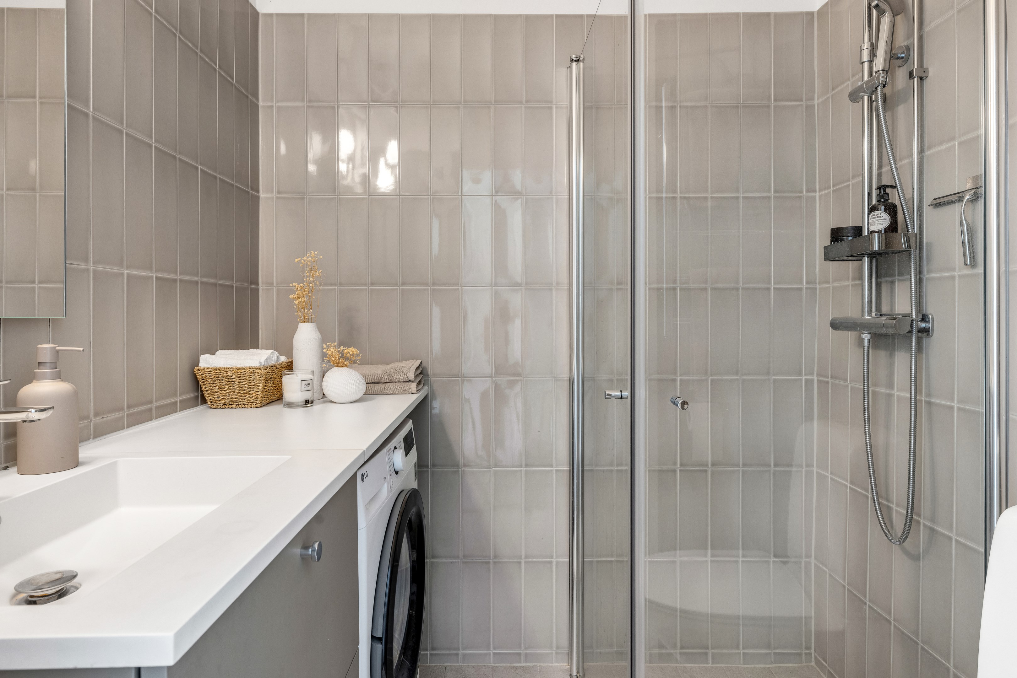 Bostadsbild från Luthagsesplanaden 26A, Till salu i Luthagen, Uppsala
