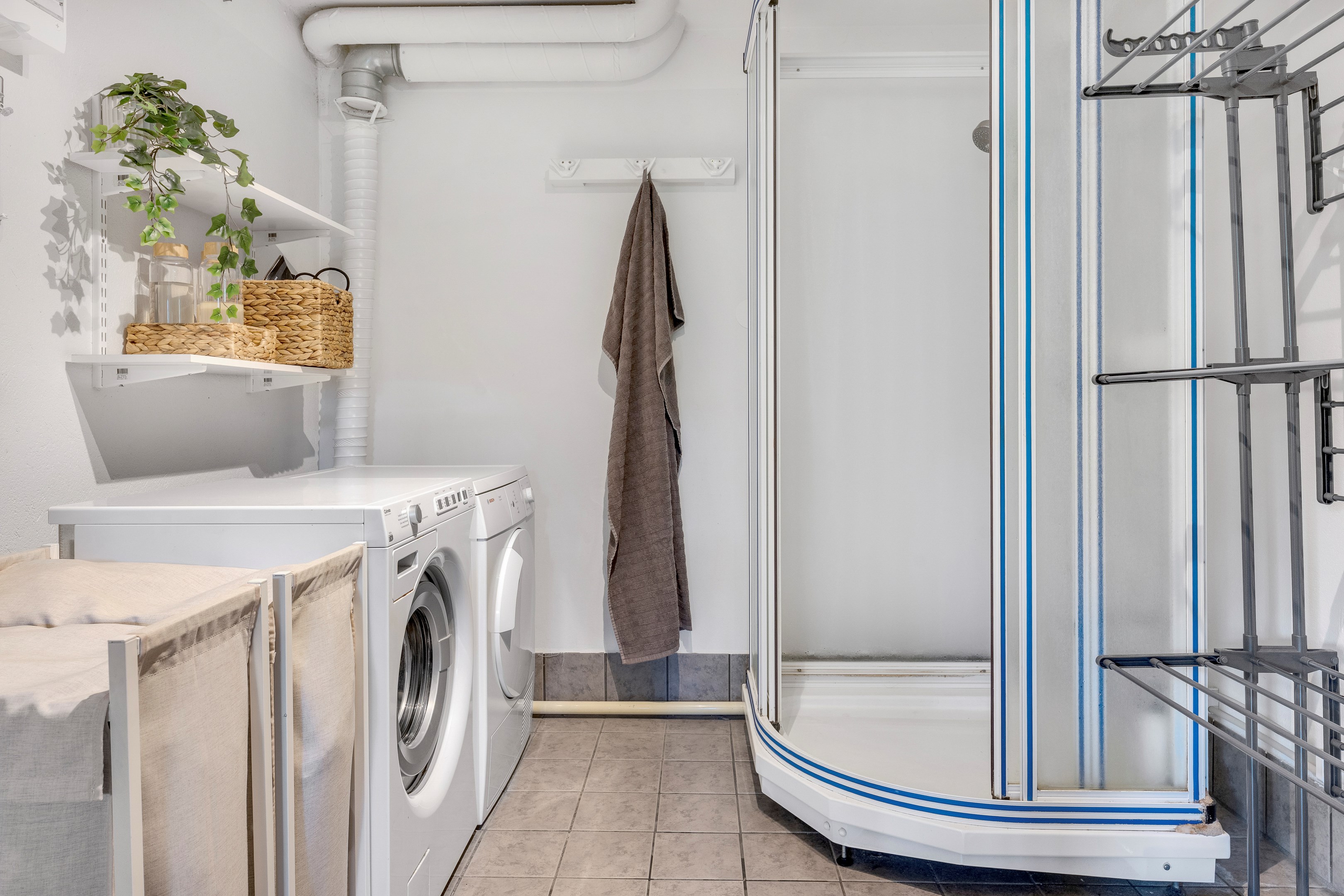 Bostadsbild från Stackmästarvägen 6, Till salu i Valsätra, Uppsala