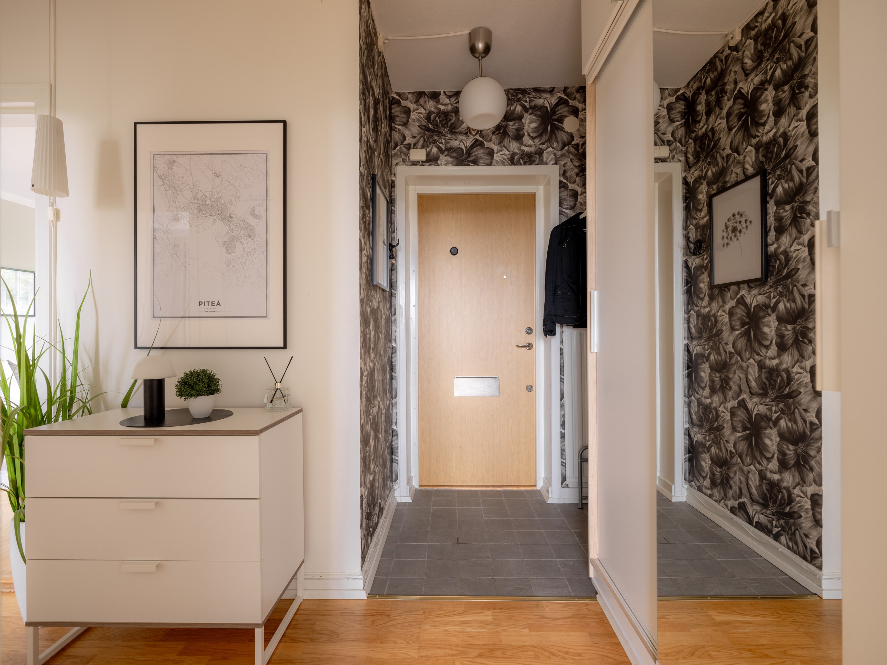 Bostadsbild från Riksdalervägen 18, Kommande i Hägerstensåsen, Stockholm