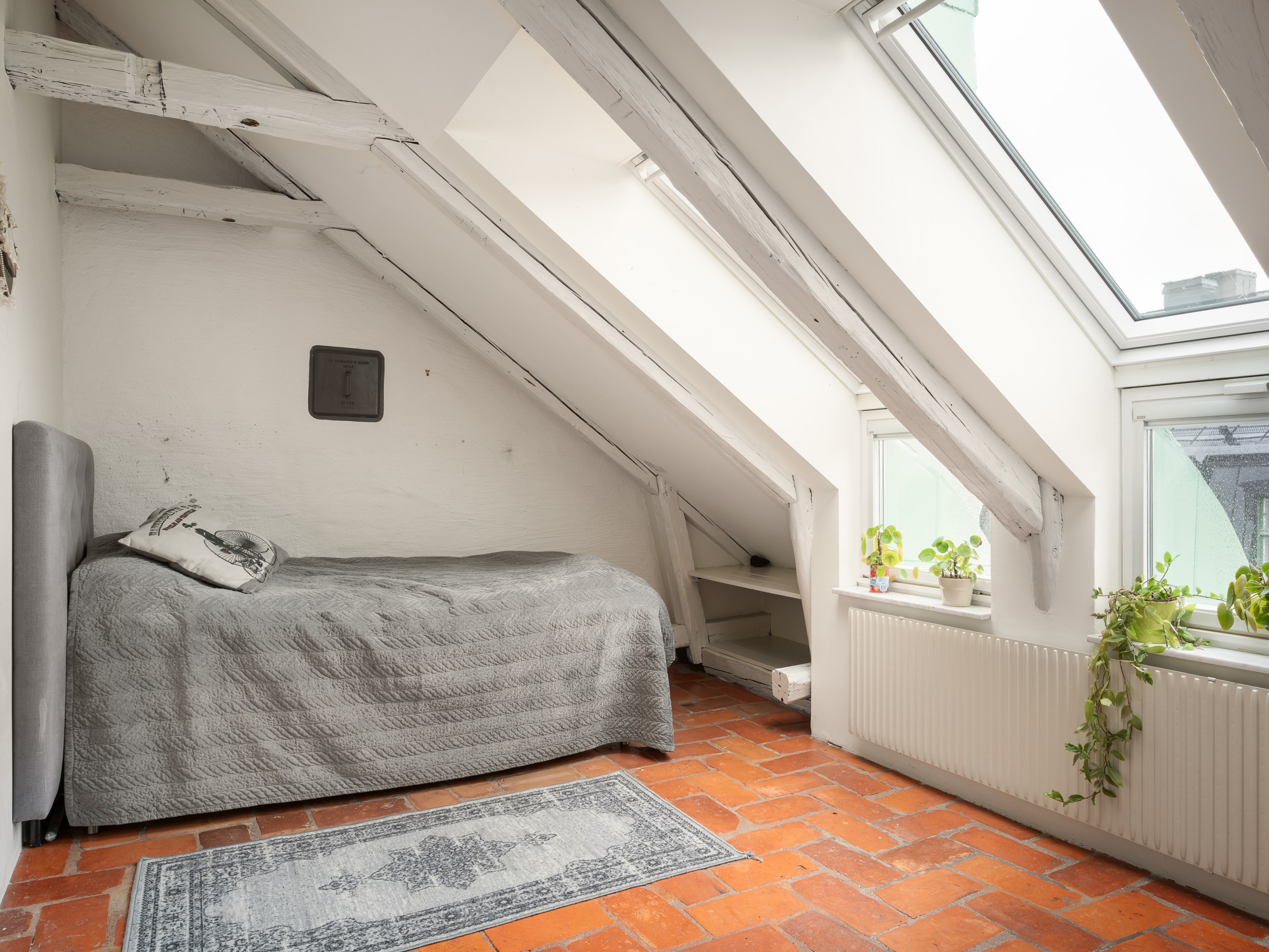 Bostadsbild från Gästrikegatan 9B, Till salu i Vasastan, Stockholm