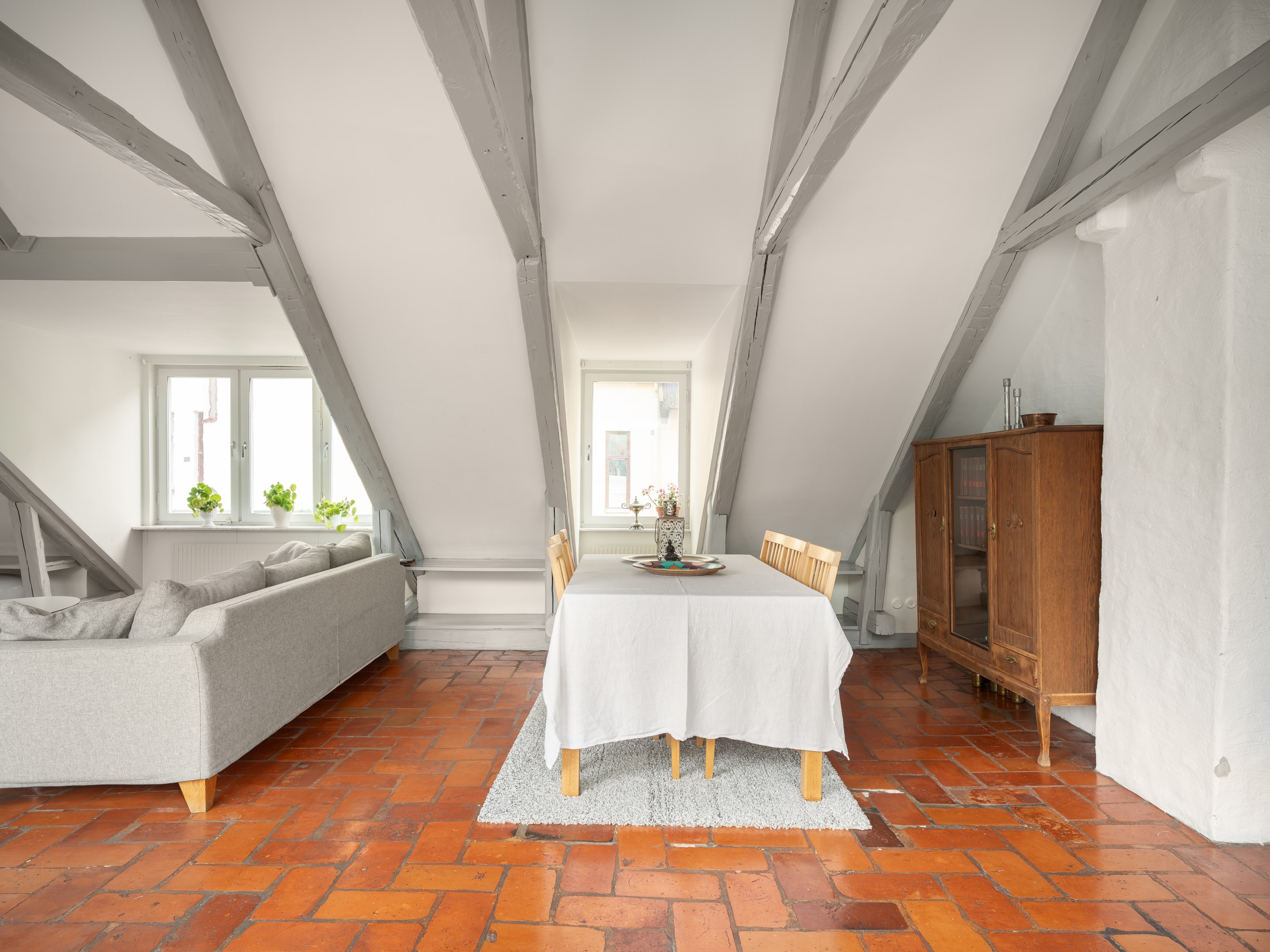 Bostadsbild från Gästrikegatan 9B, Till salu i Vasastan, Stockholm