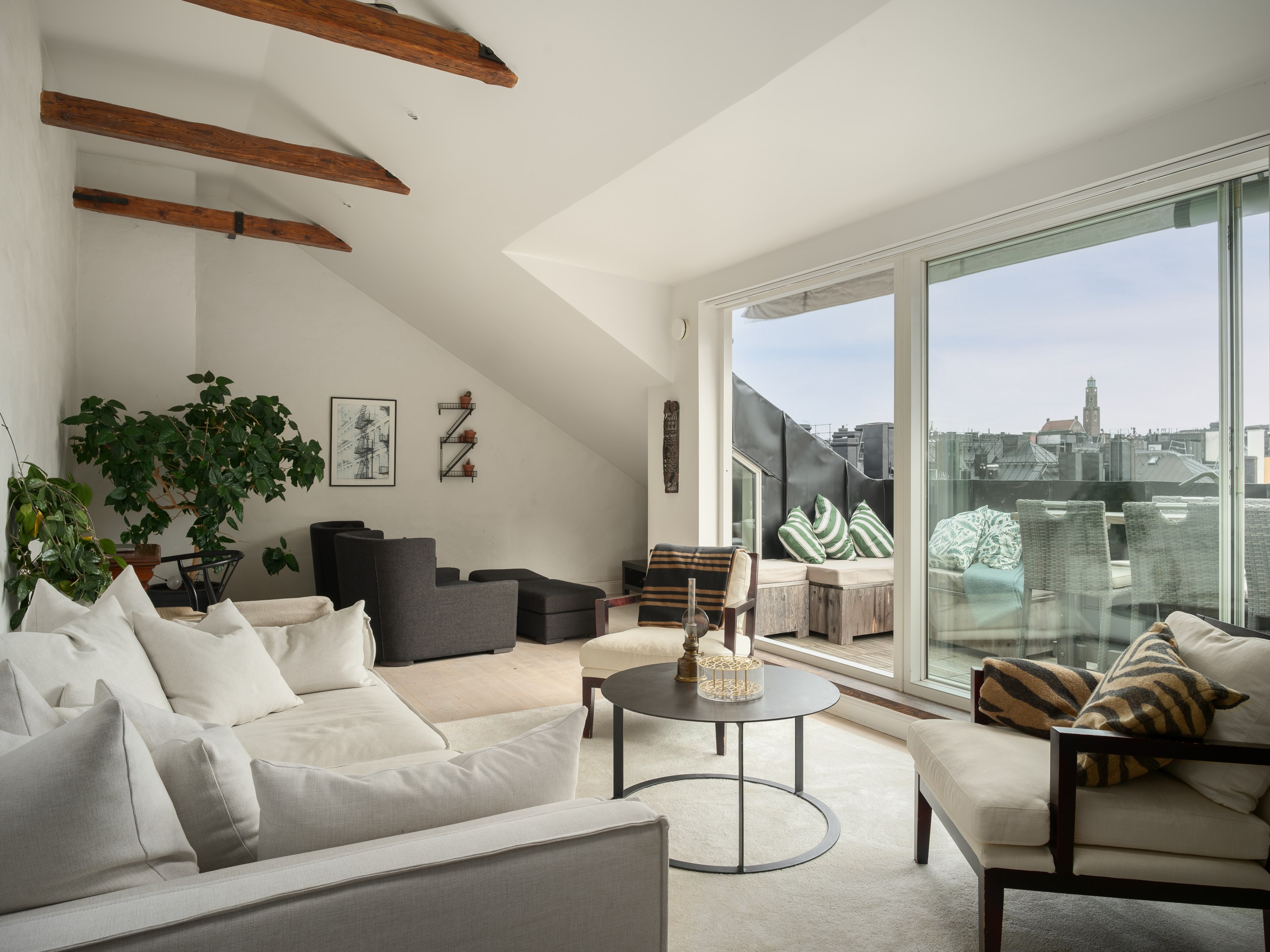 Bostadsbild från Tulegatan 32B, Kommande i Vasastan - Sibirien, Stockholm