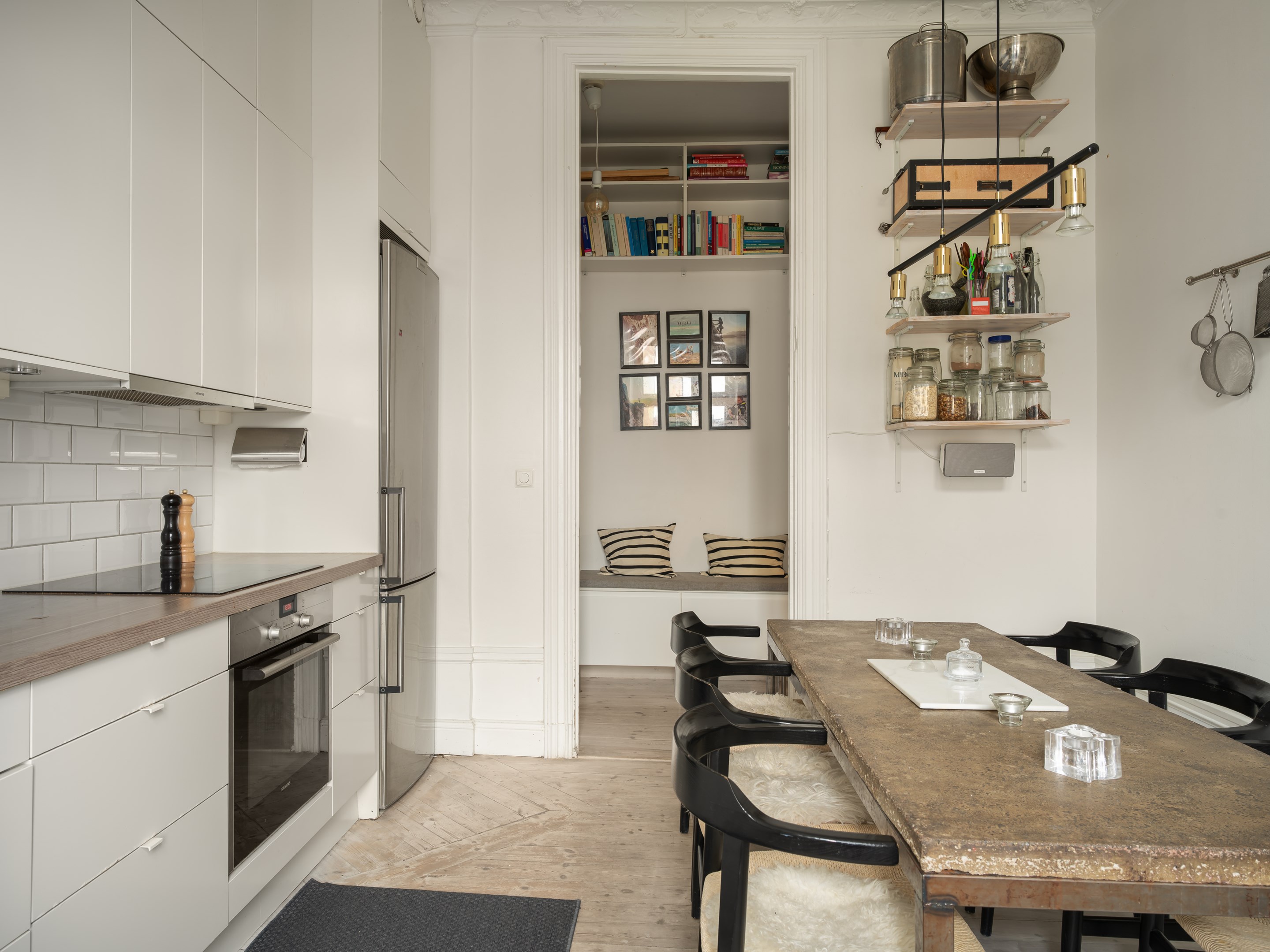 Bostadsbild från Tulegatan 32B, Kommande i Vasastan - Sibirien, Stockholm