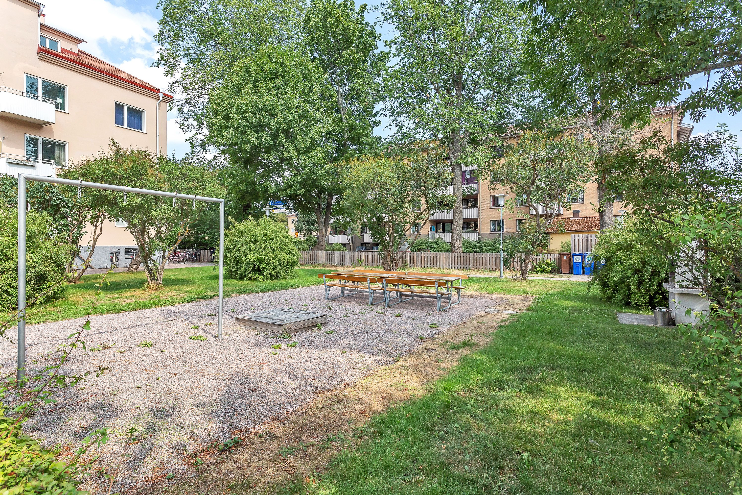 Bostadsbild från Gamla Uppsalagatan 5, Till salu i Svartbäcken, Uppsala