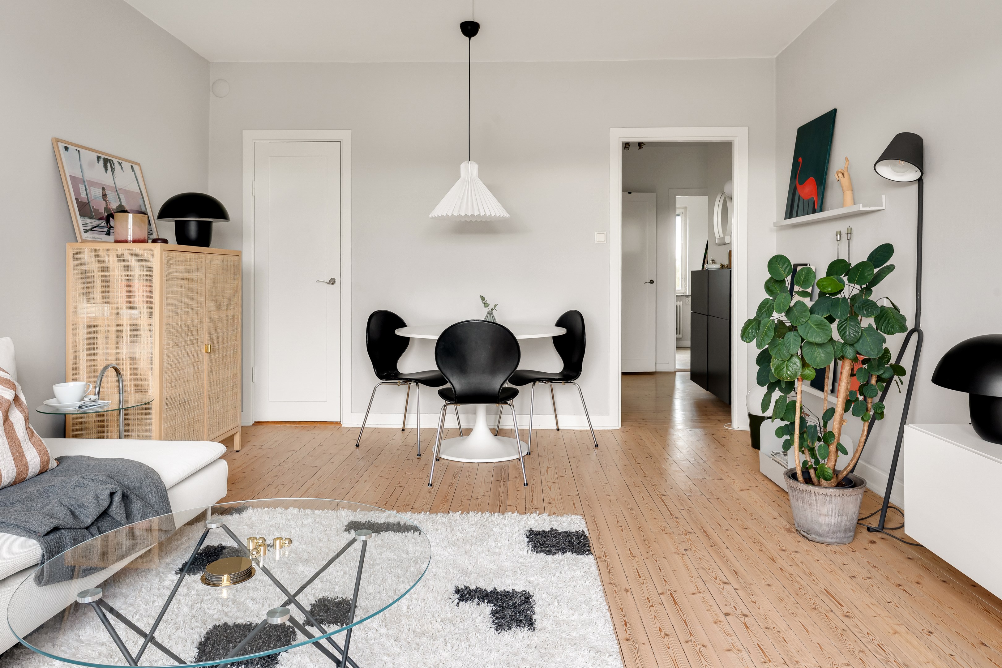 Bostadsbild från Gamla Uppsalagatan 5, Till salu i Svartbäcken, Uppsala