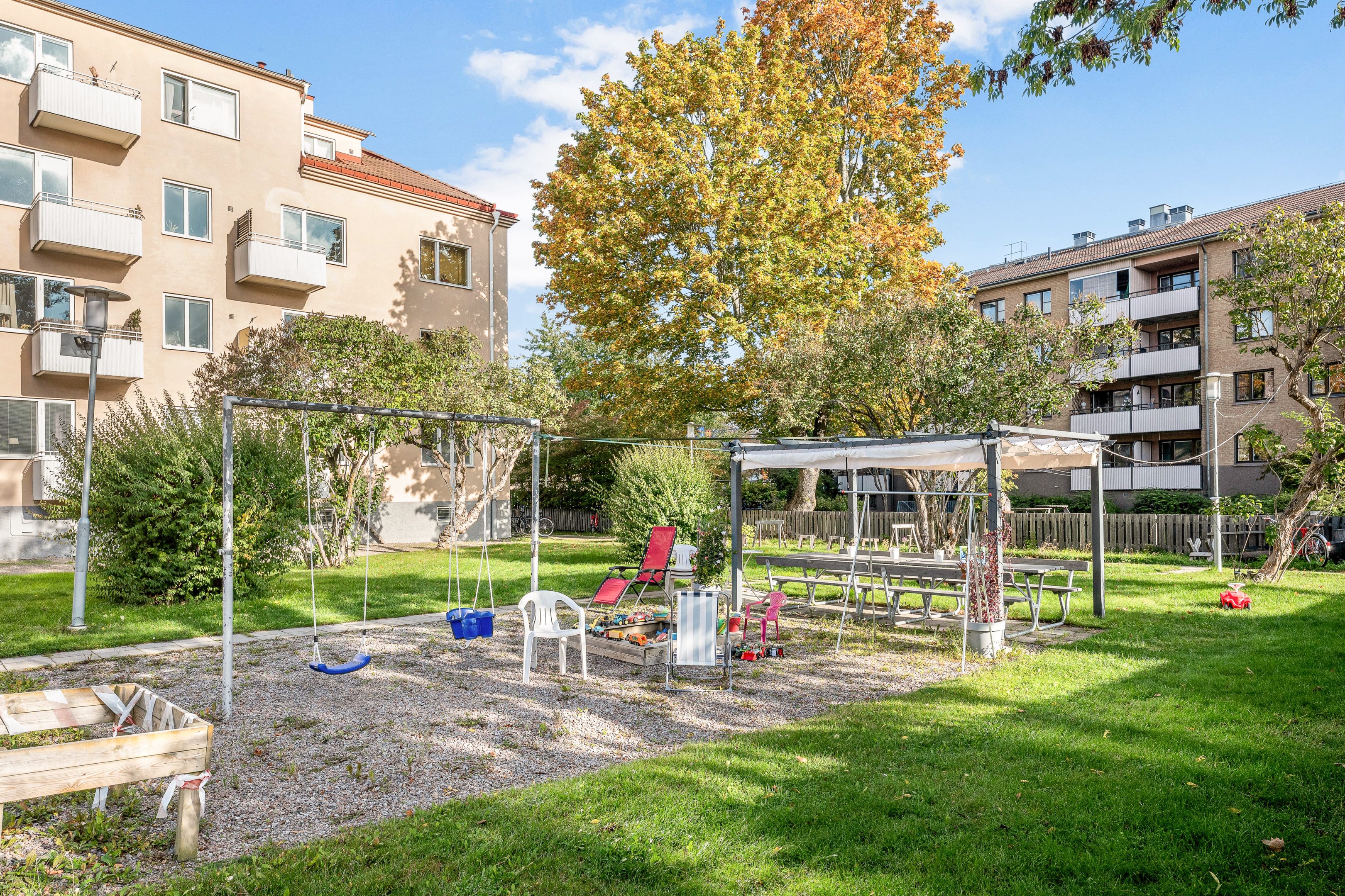 Bostadsbild från Gamla Uppsalagatan 5, Till salu i Svartbäcken, Uppsala