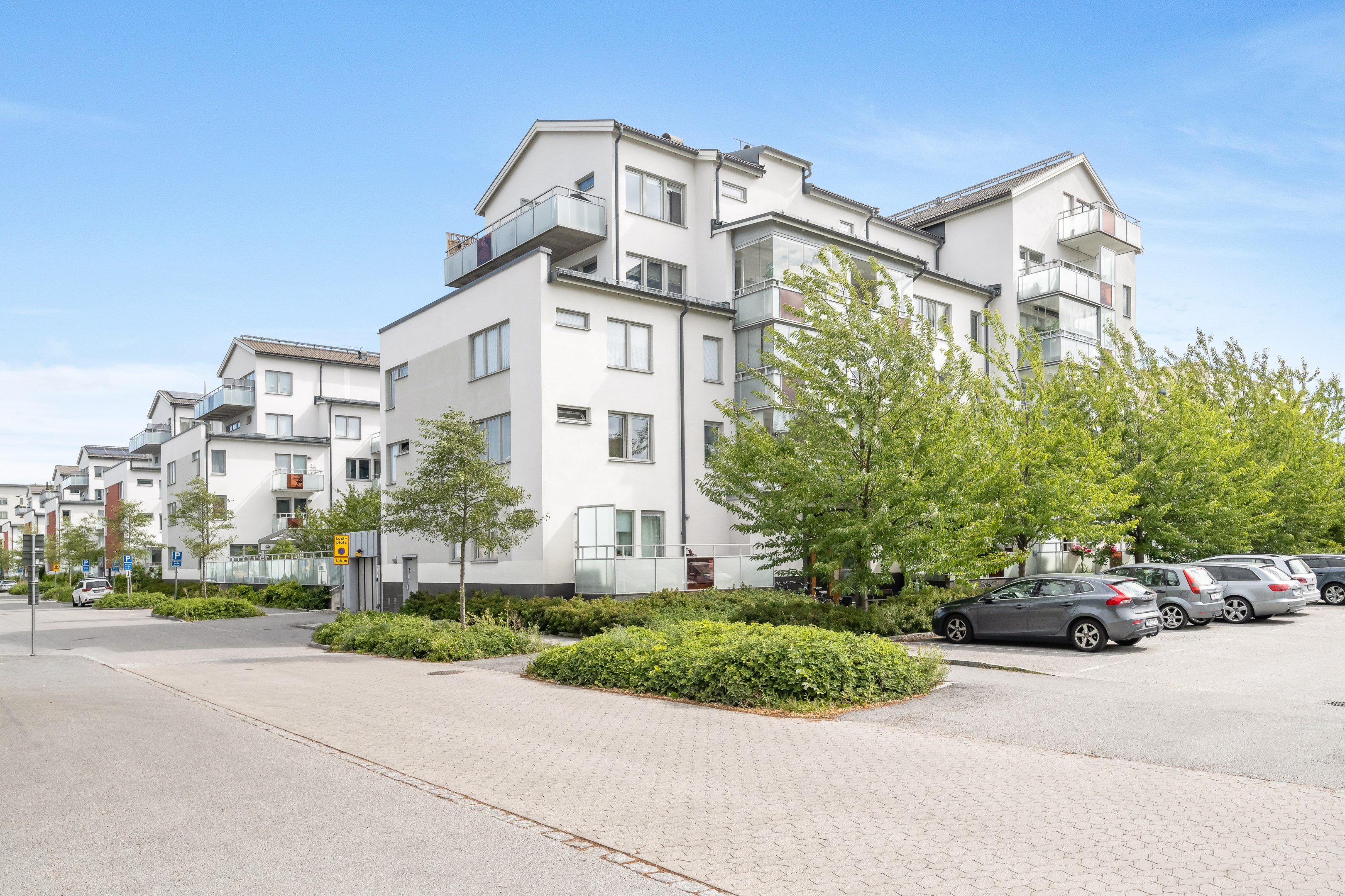 Bostadsbild från Råbyvägen 24, Till salu i Kapellgärdet, Uppsala