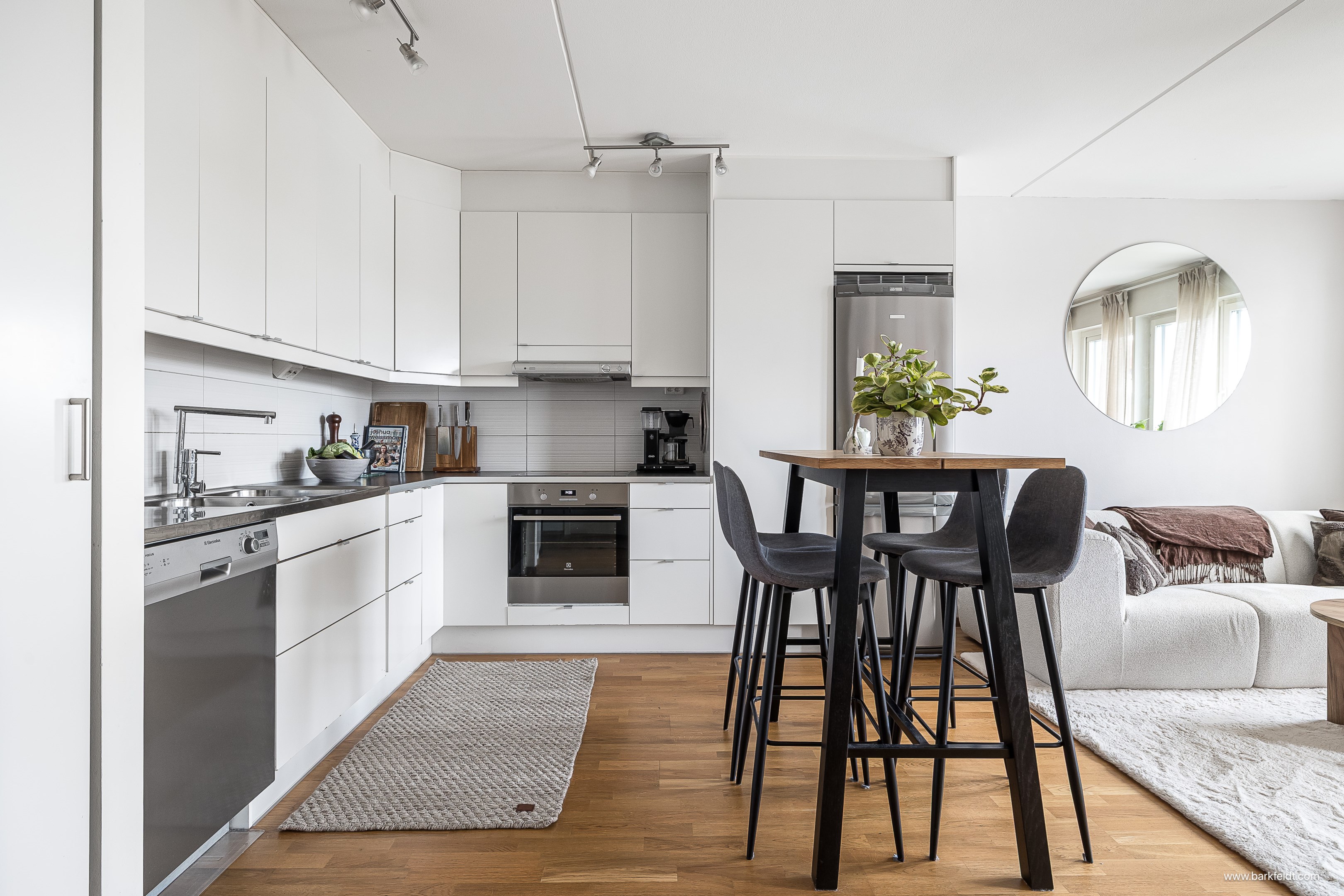 Bostadsbild från Råbyvägen 24, Till salu i Kapellgärdet, Uppsala